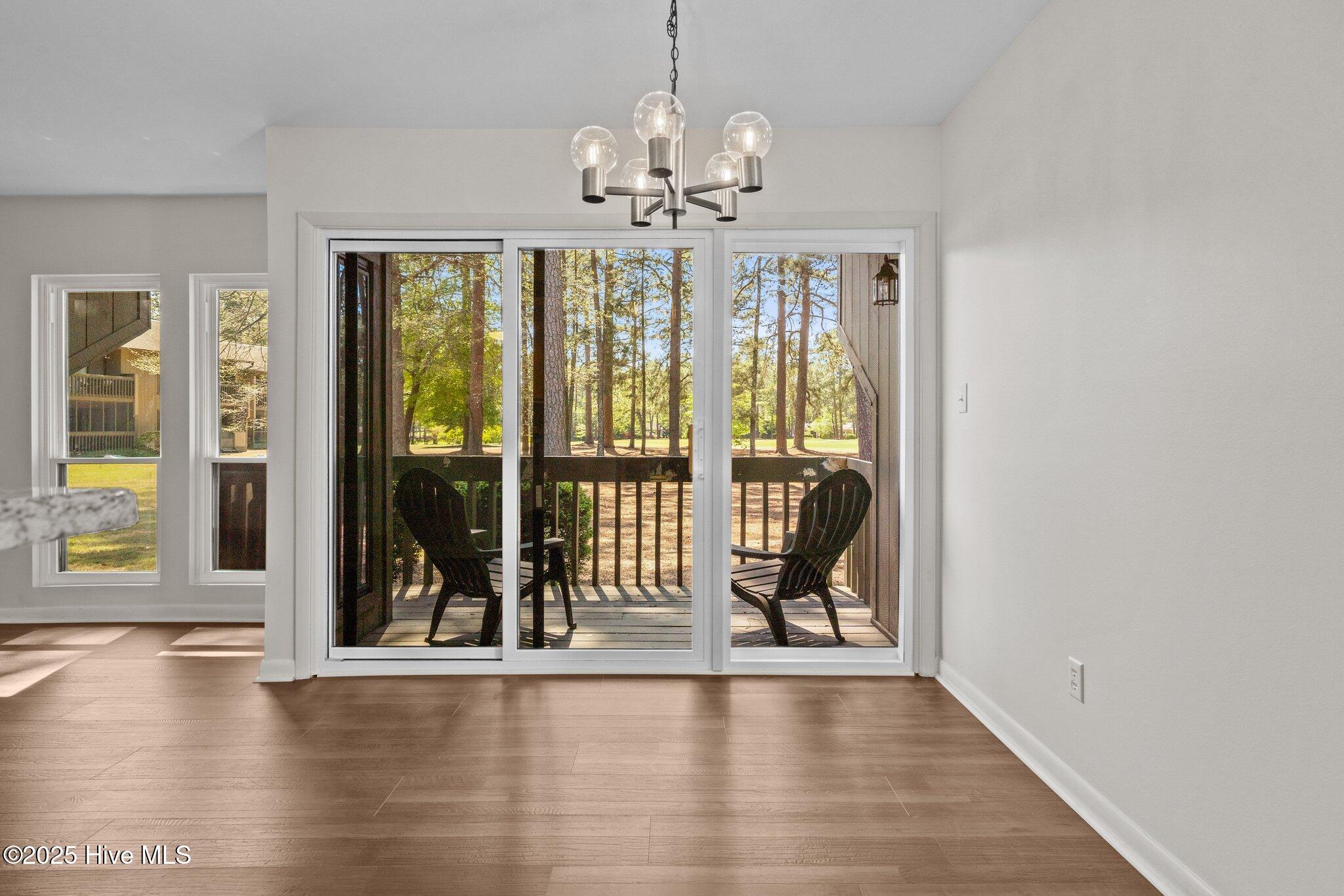 10 Pine Tree Road, 108