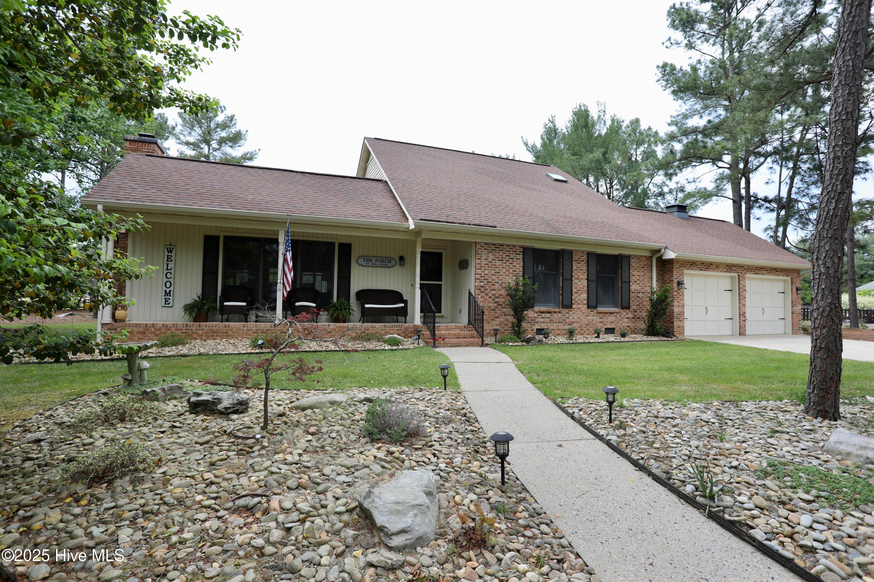 17 Cardinal Drive