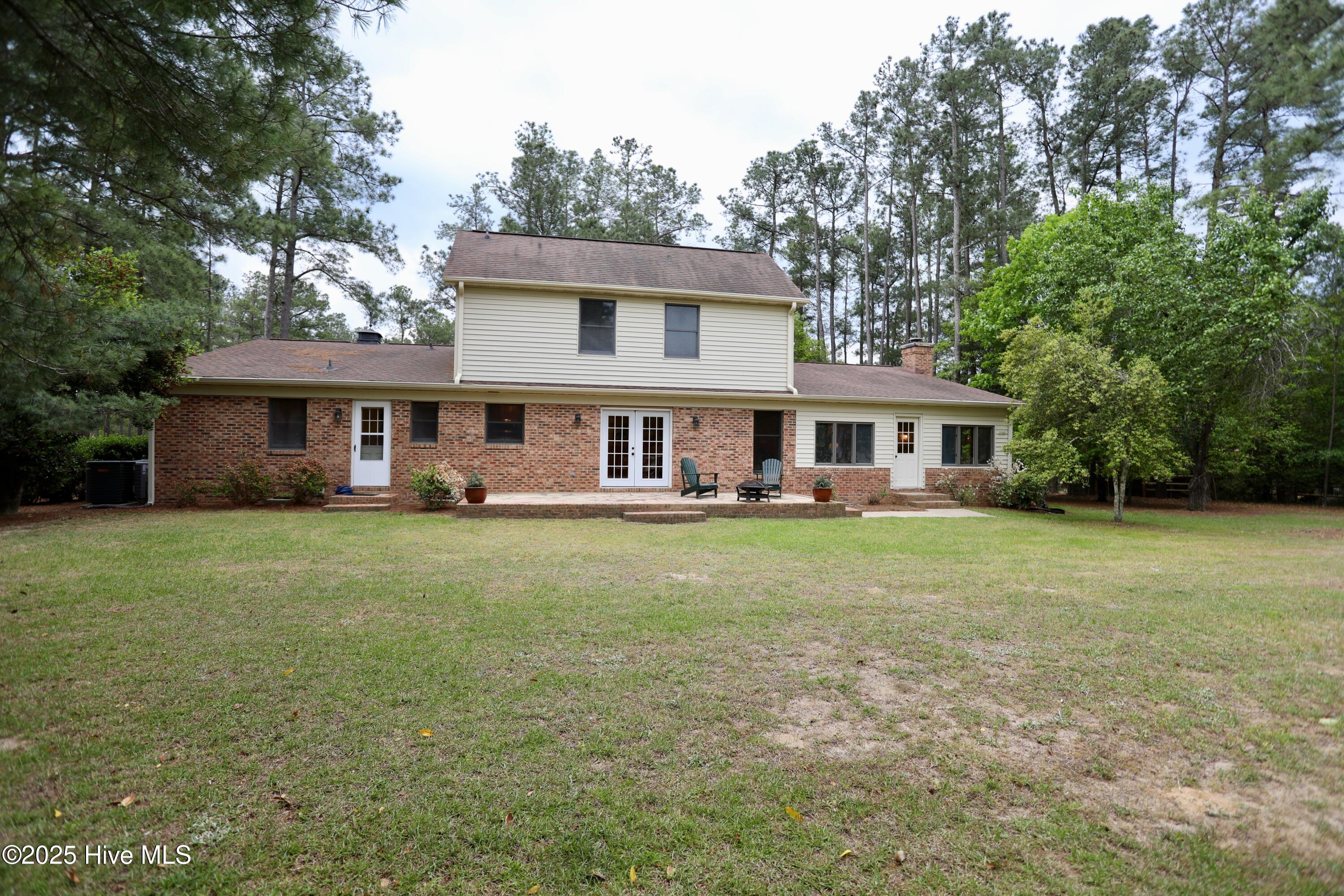 17 Cardinal Drive
