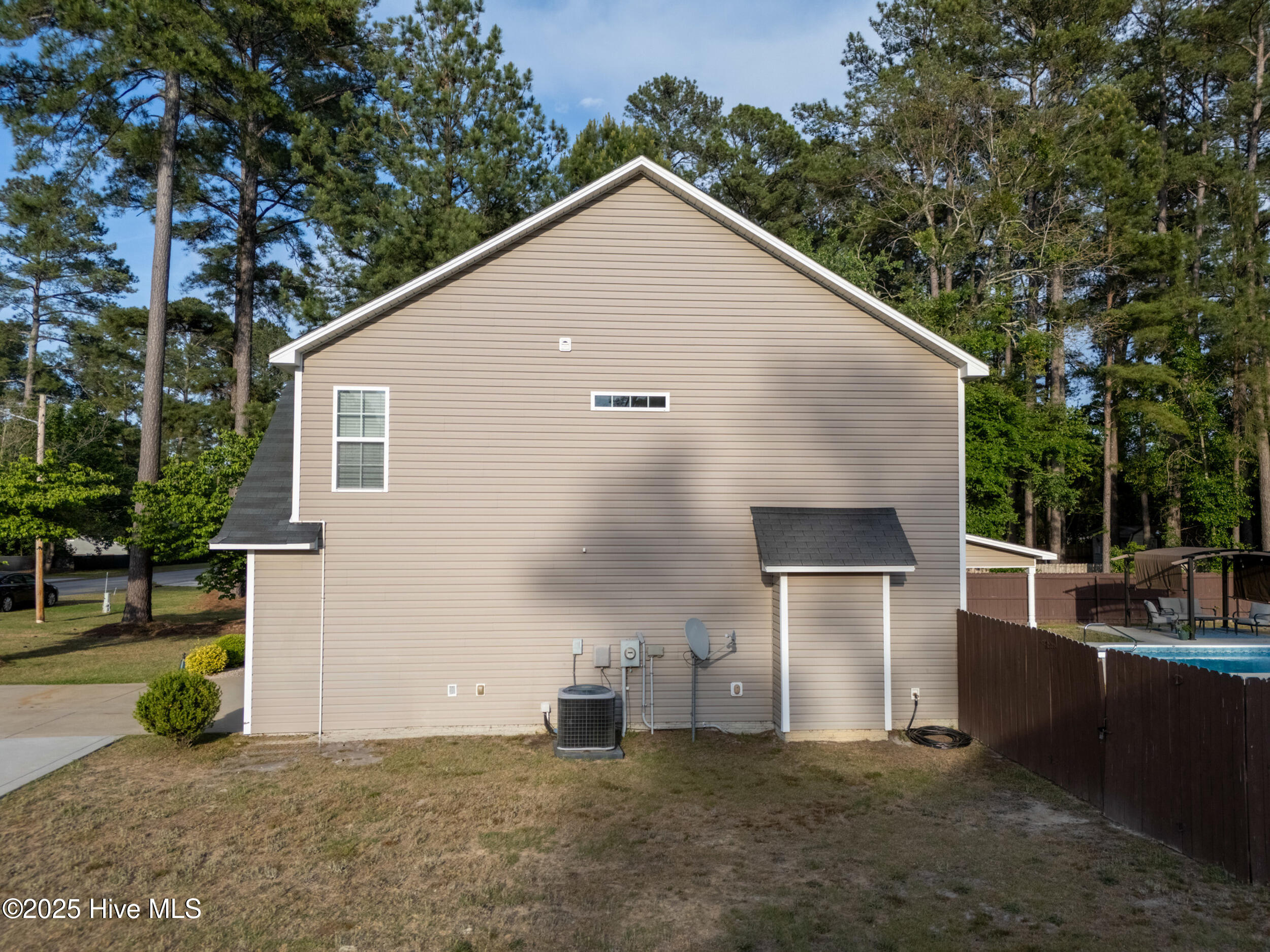 210 Pinewood Avenue