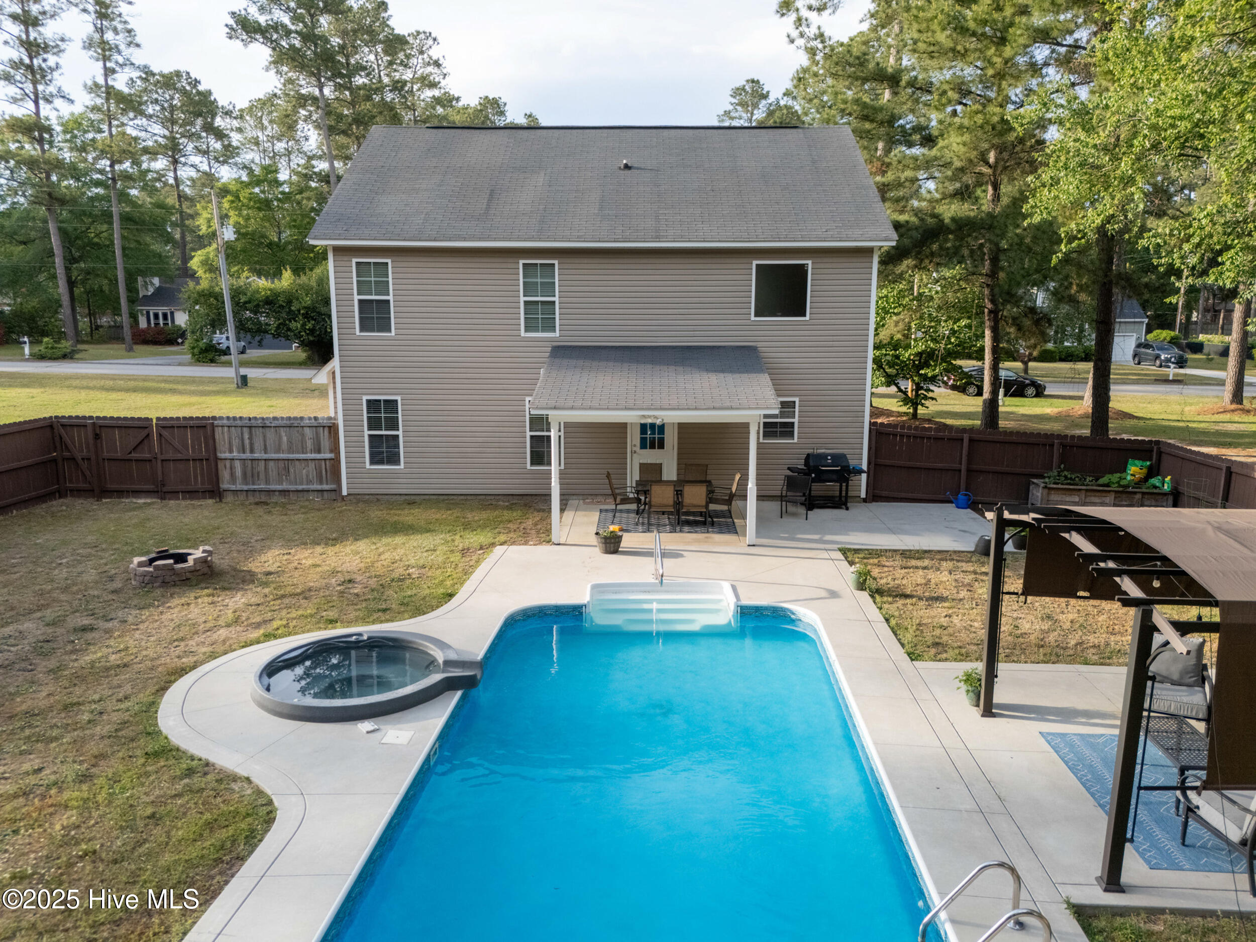 210 Pinewood Avenue