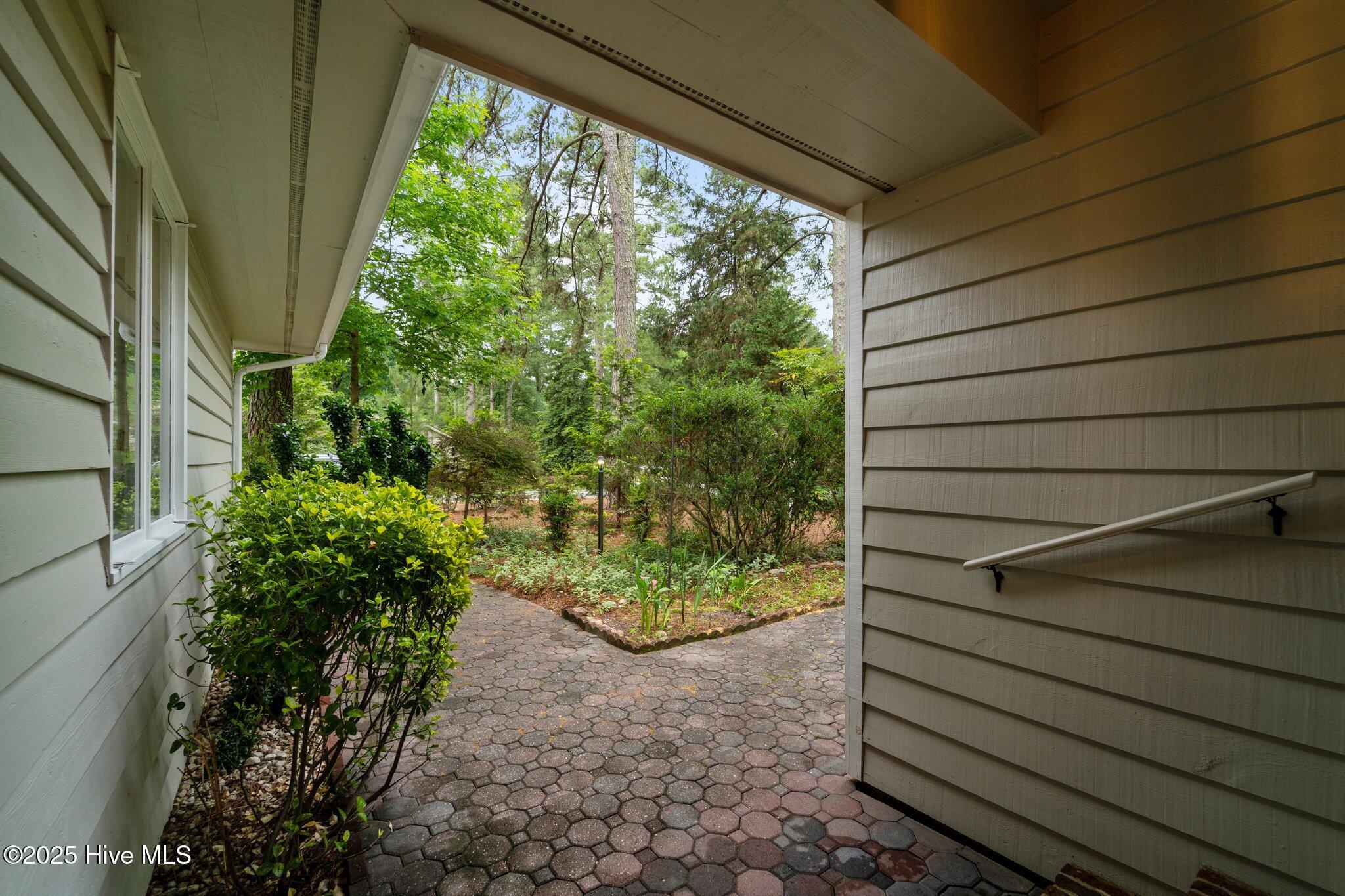 105 Lake Forest Drive