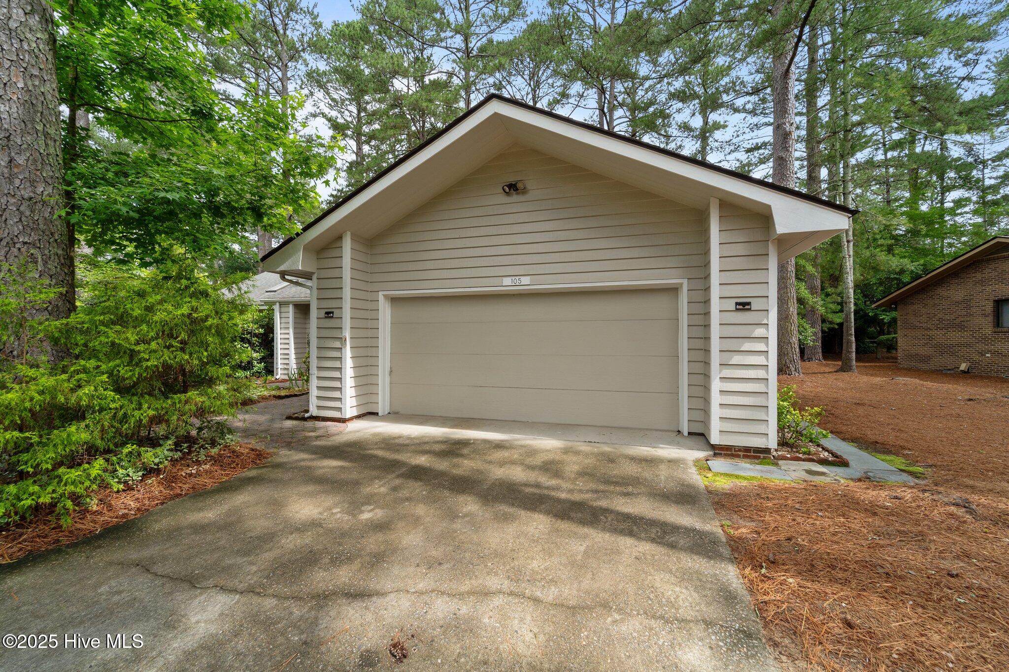 105 Lake Forest Drive