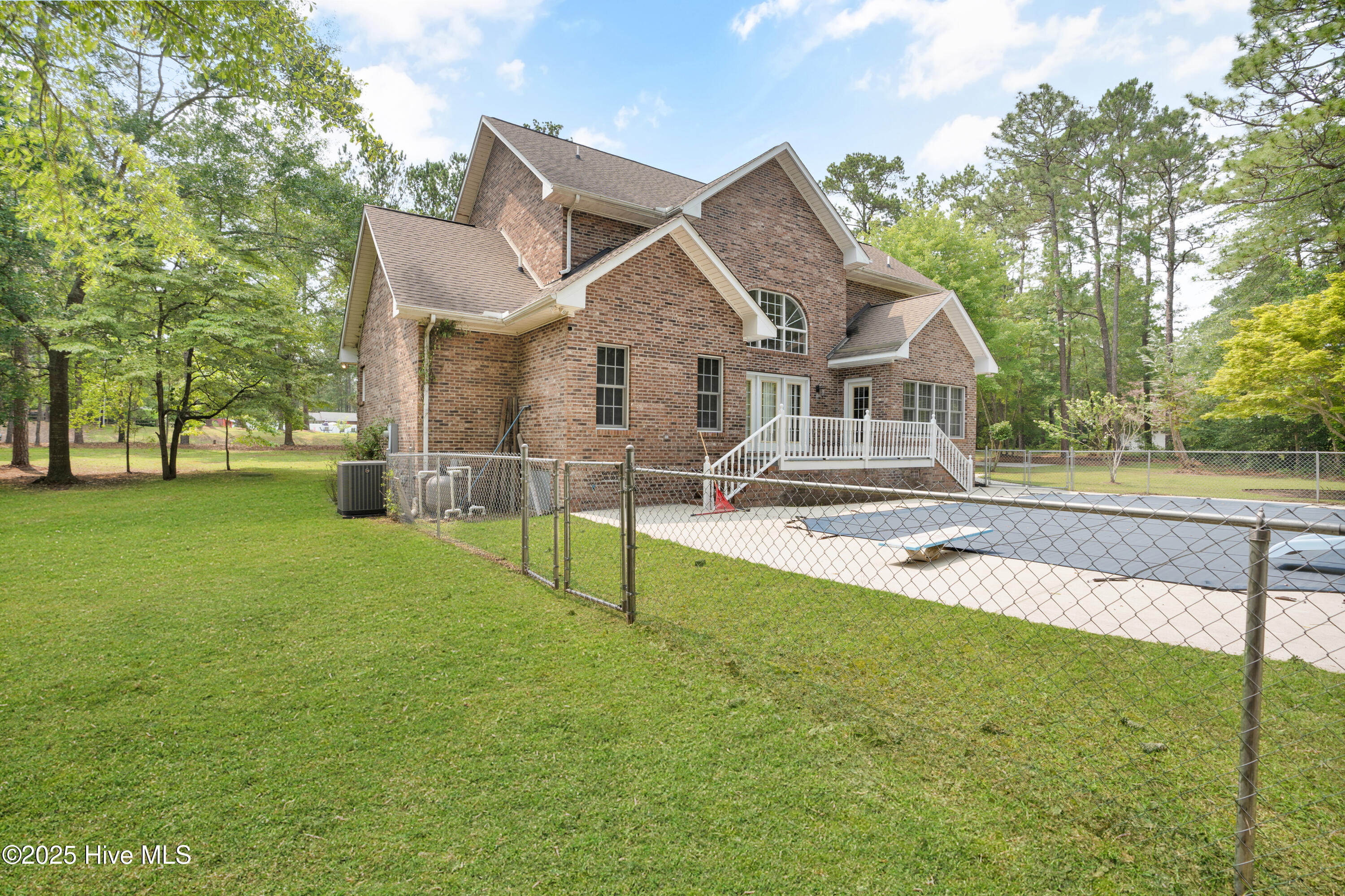 109 Country Club Drive