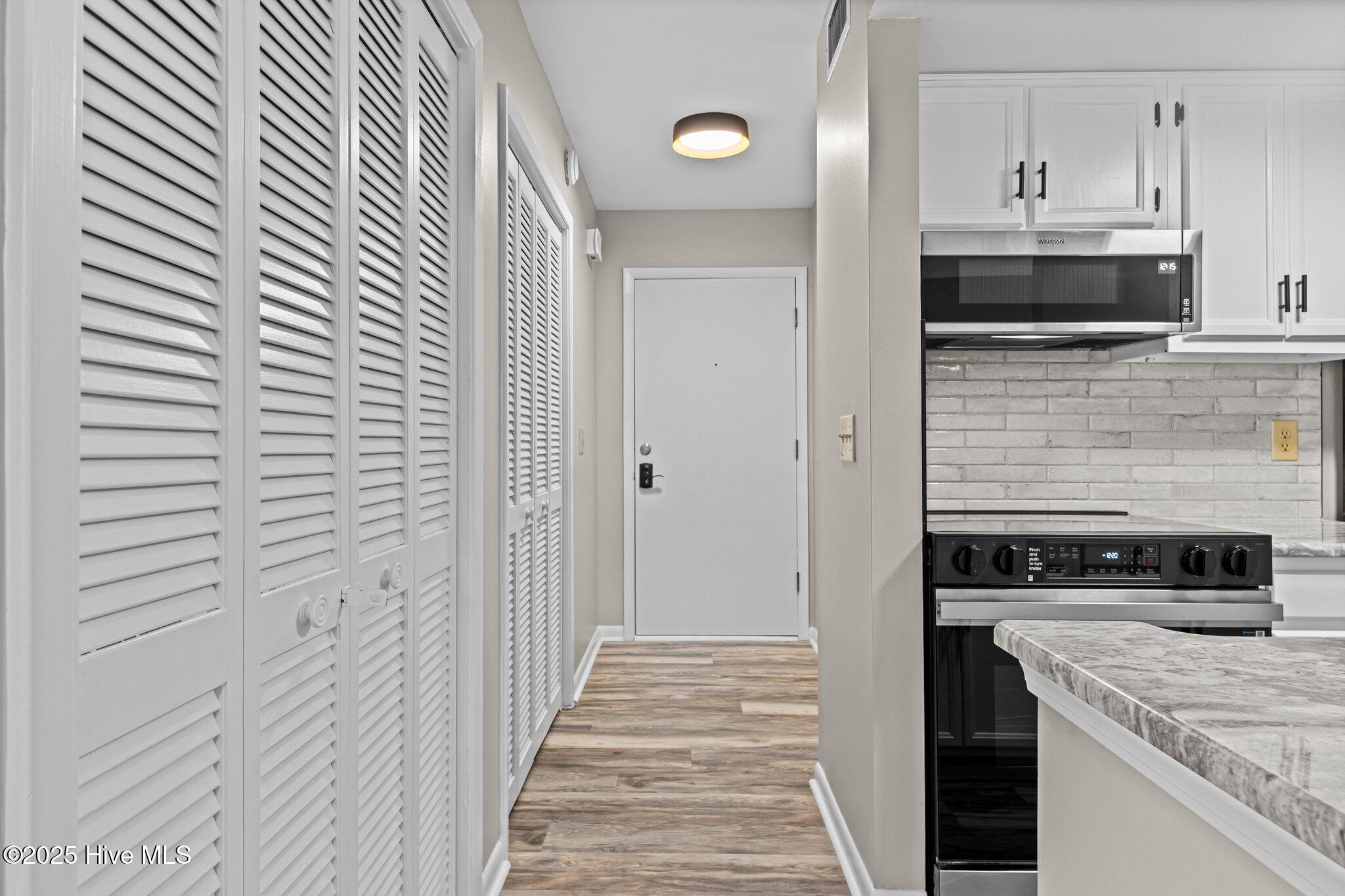 10 Pine Tree Road, 123