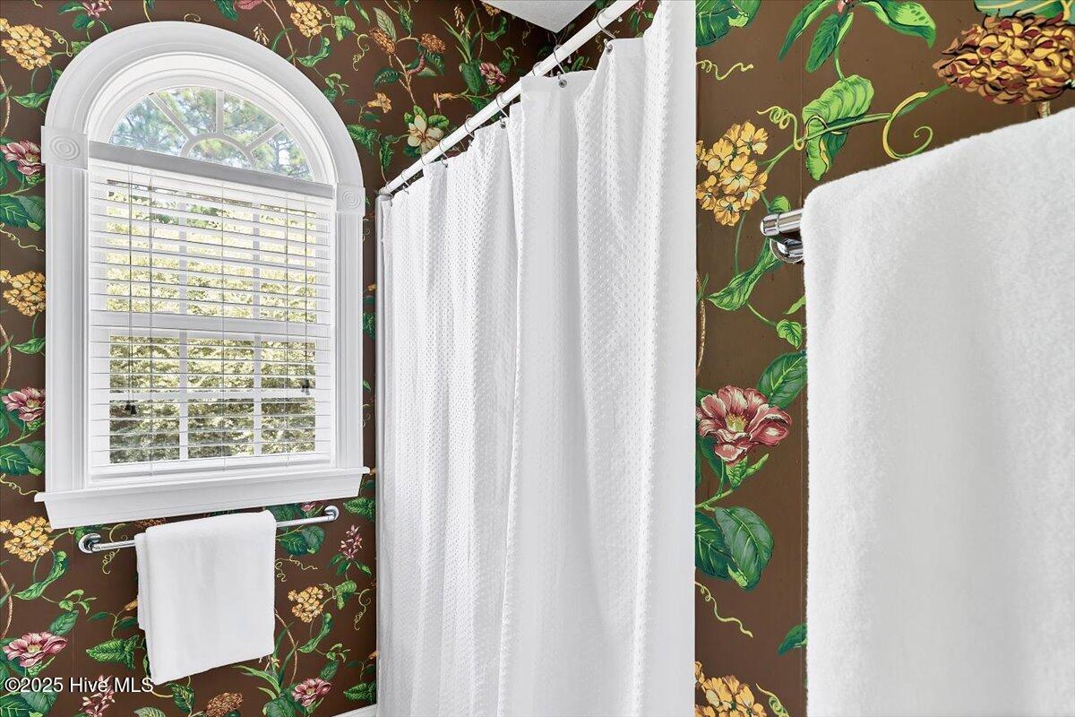 995 Monticello Drive