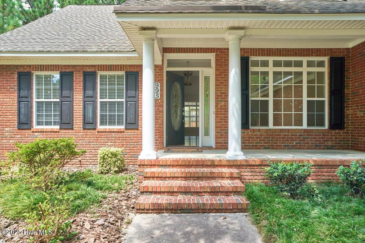 995 Monticello Drive