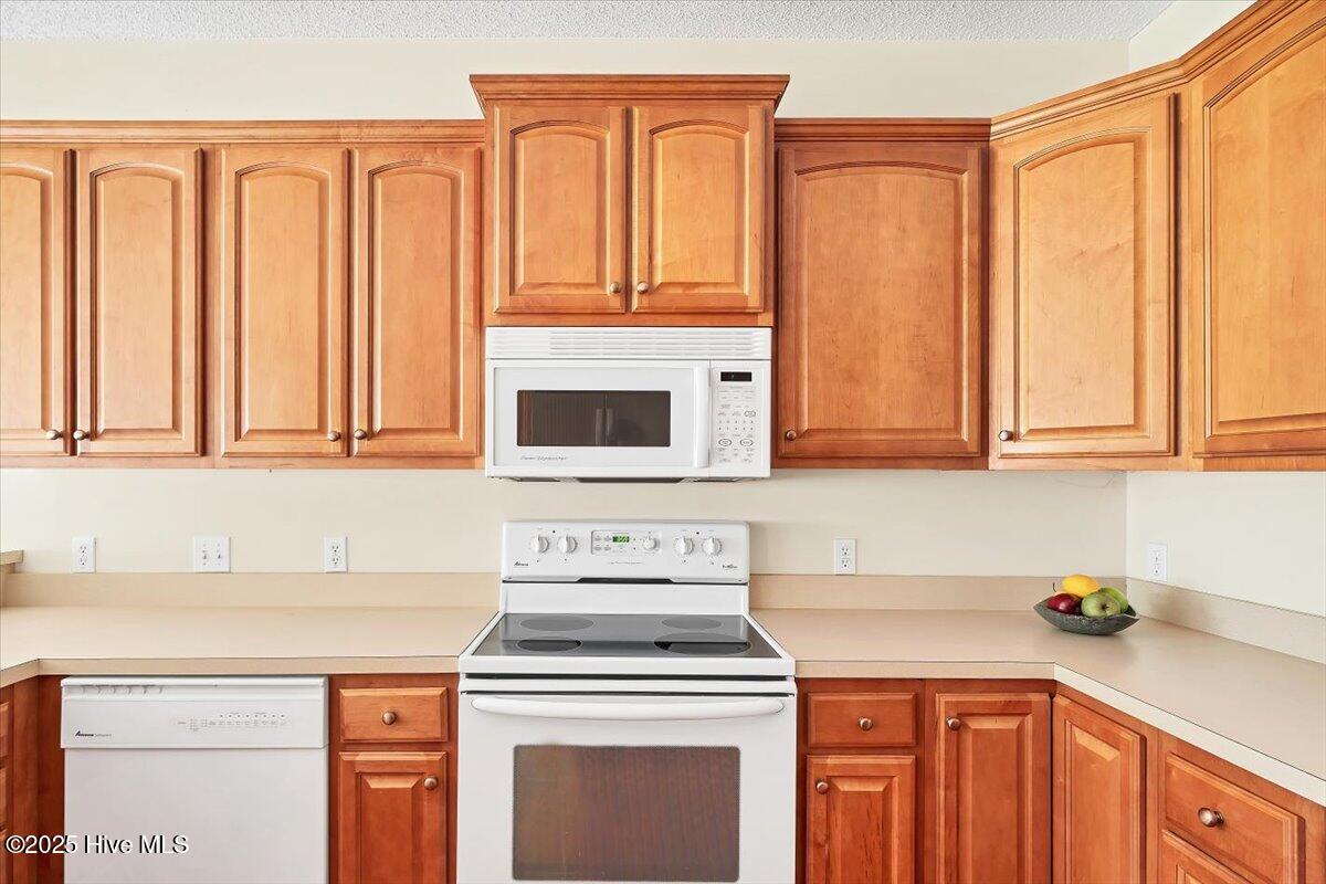 995 Monticello Drive