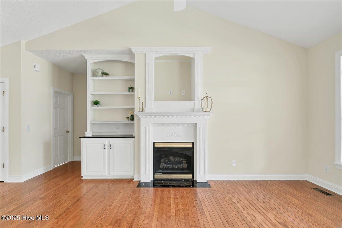 995 Monticello Drive