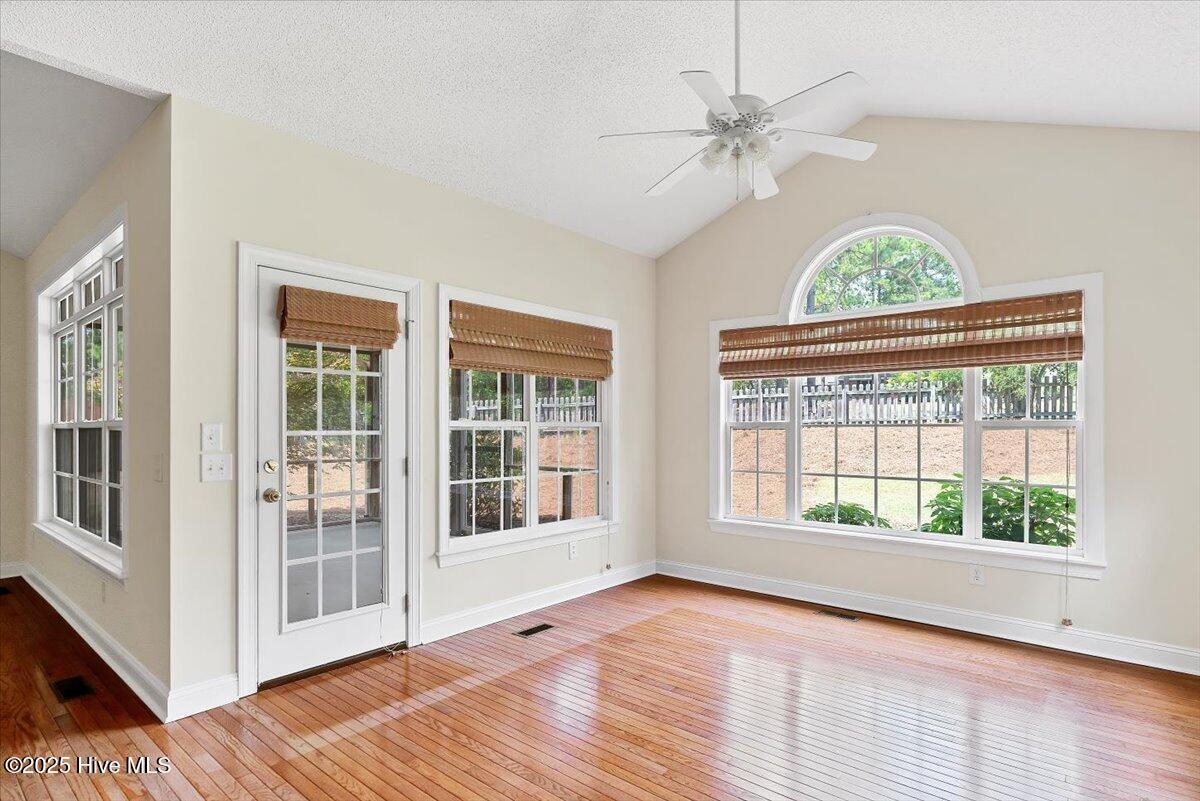 995 Monticello Drive