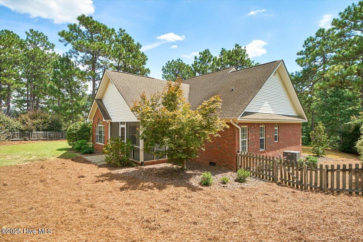 995 Monticello Drive