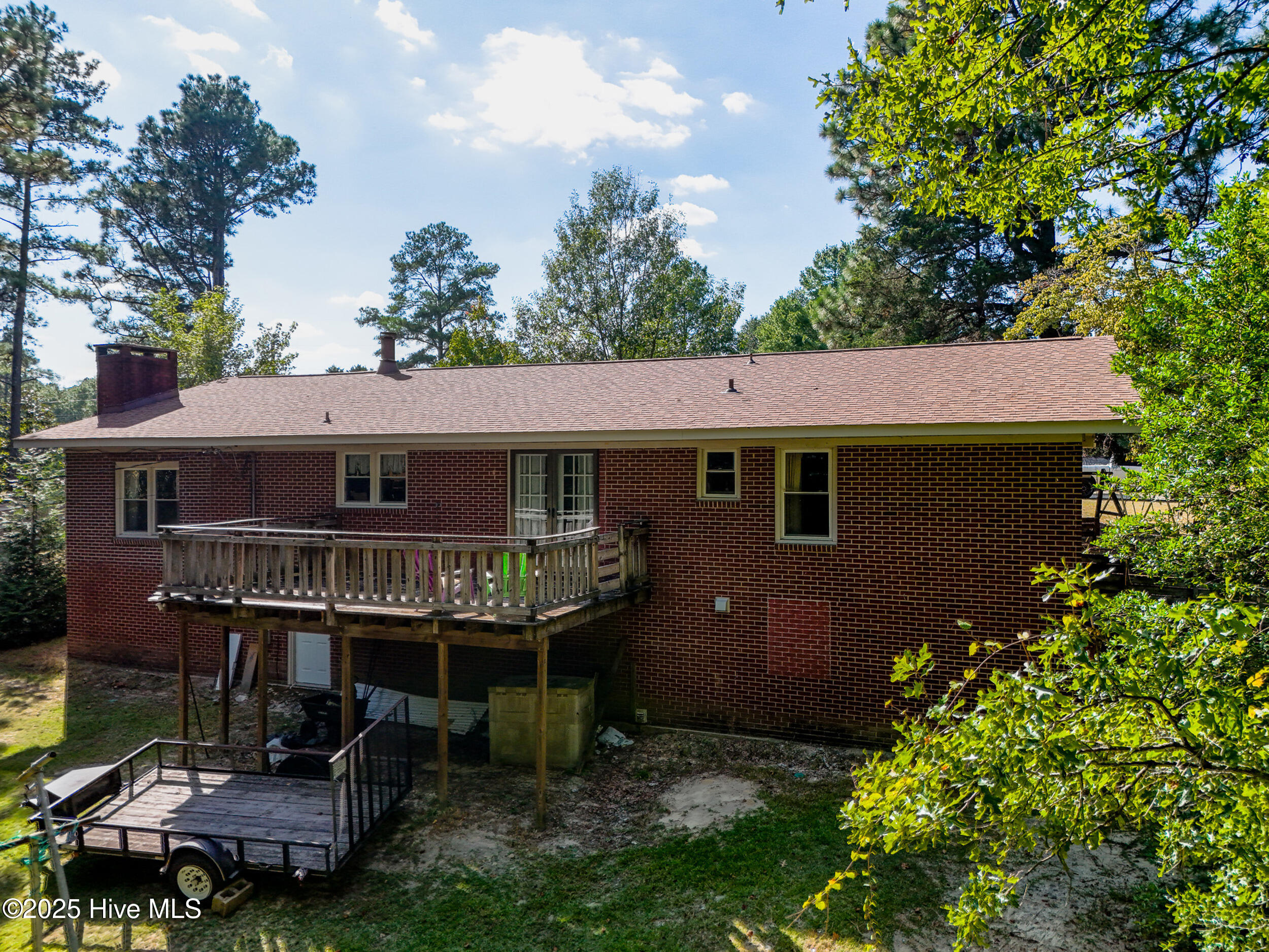 104 Edens Street