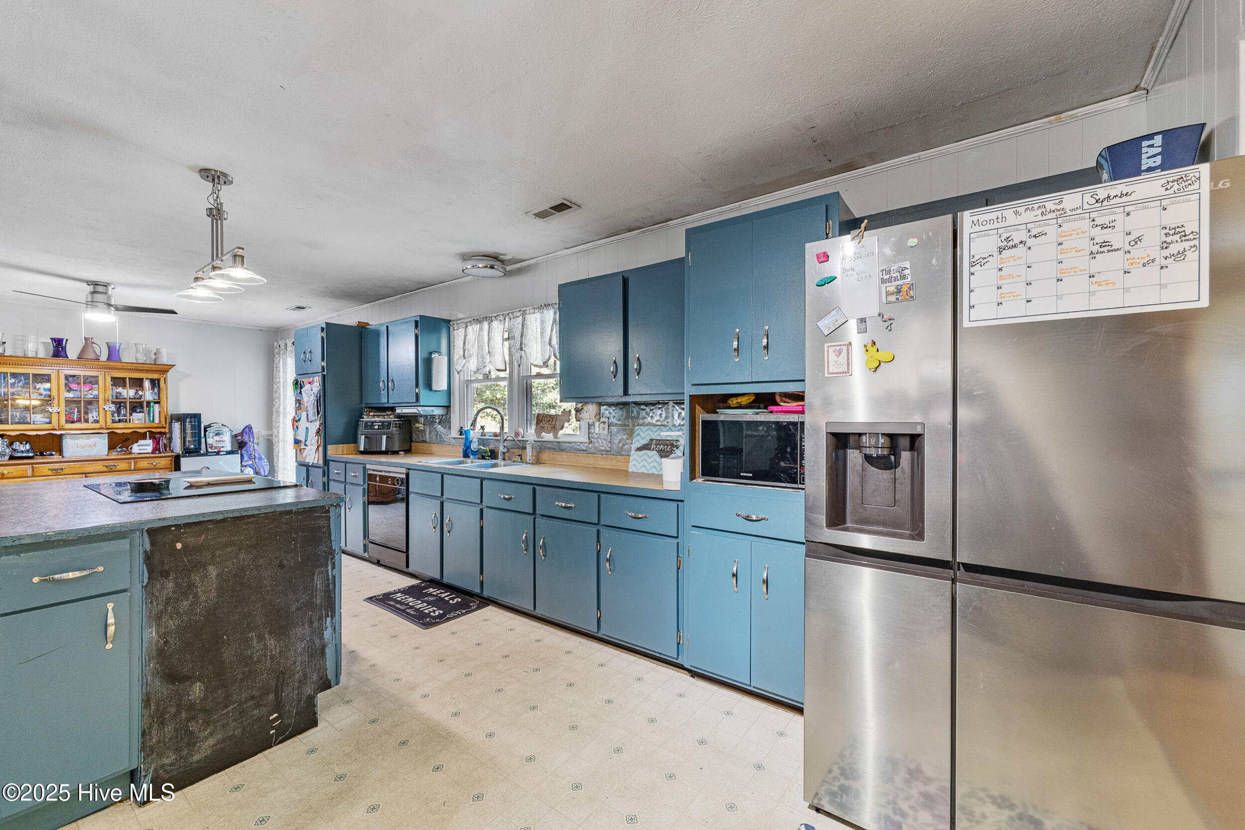 104 Edens Street