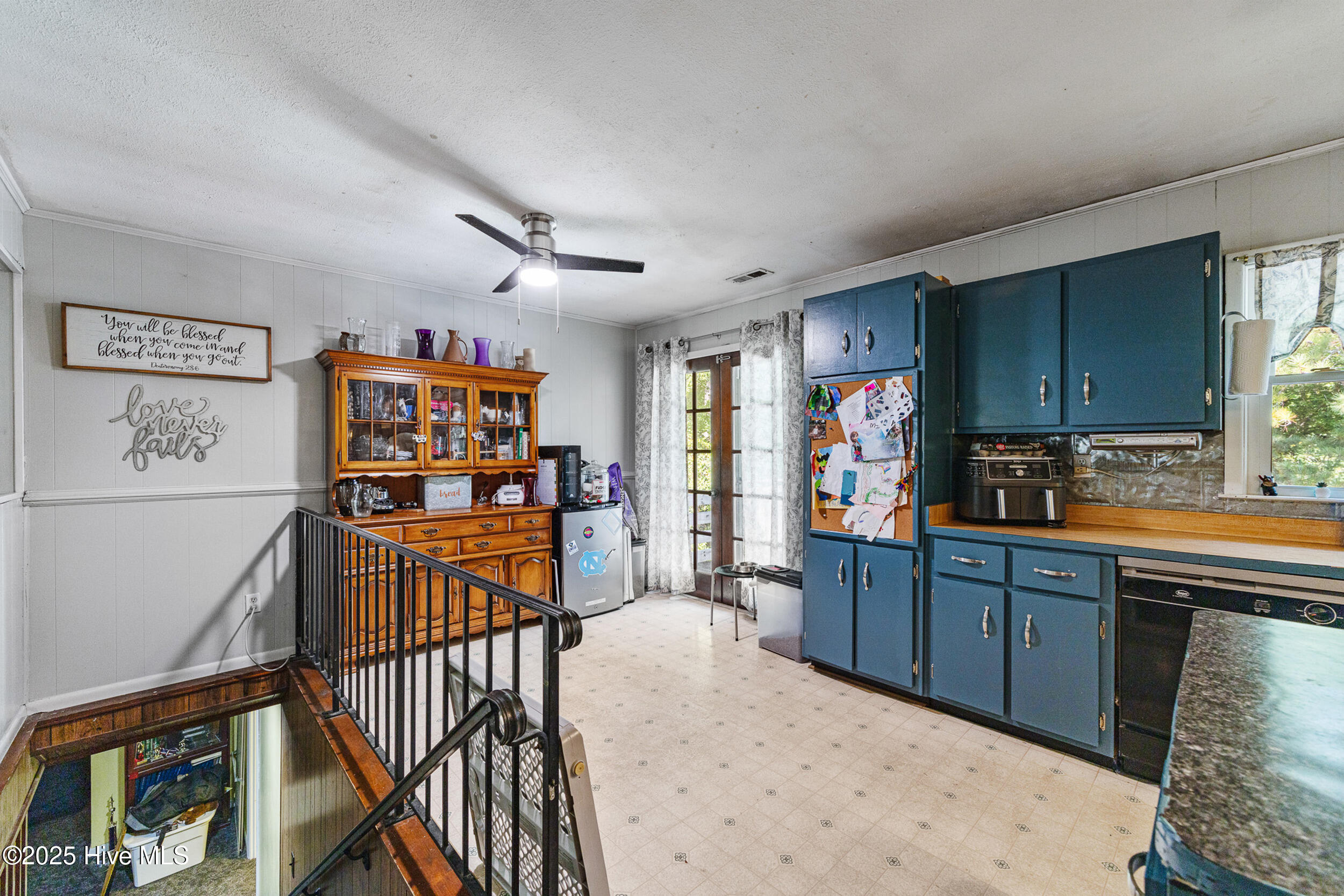 104 Edens Street