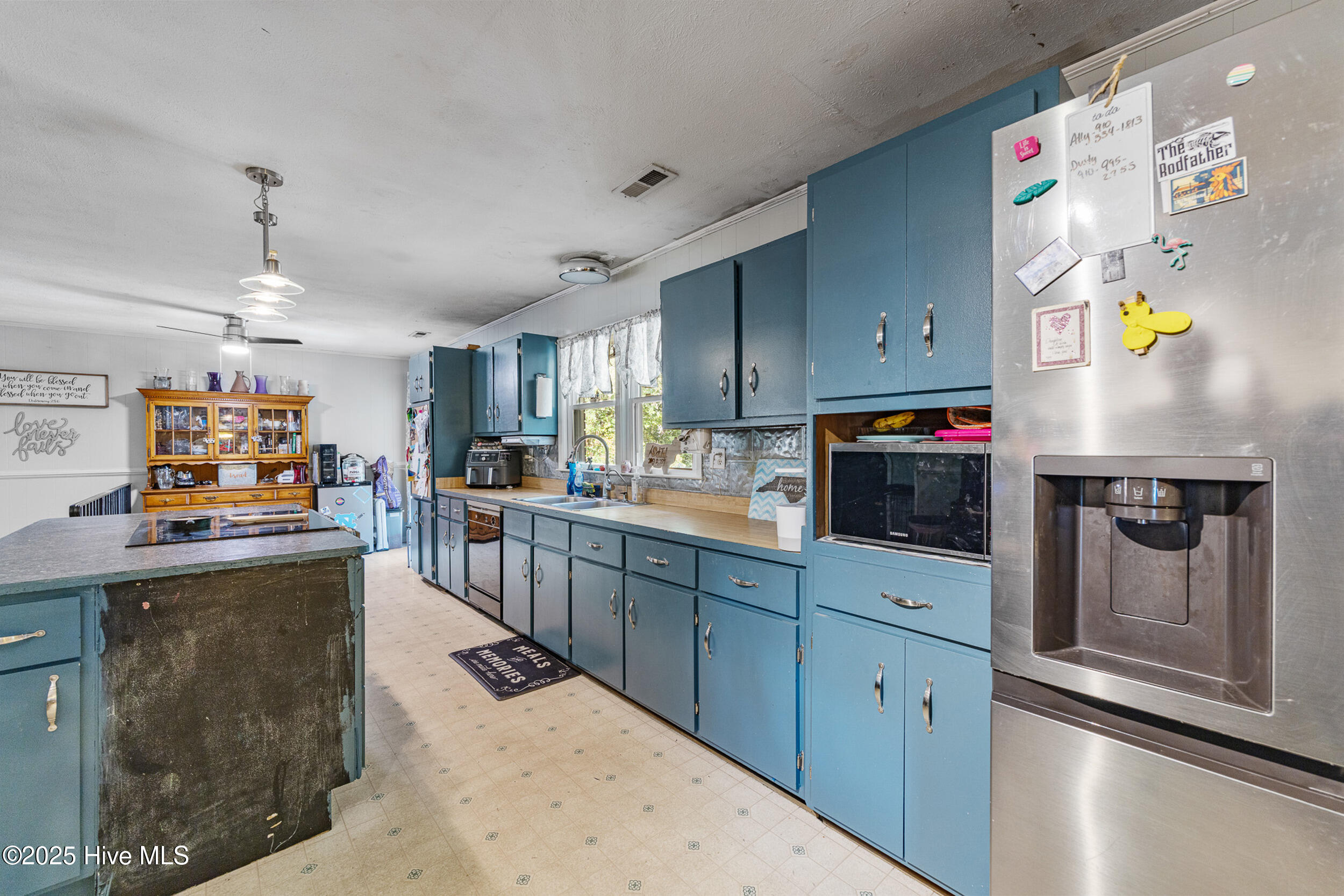 104 Edens Street