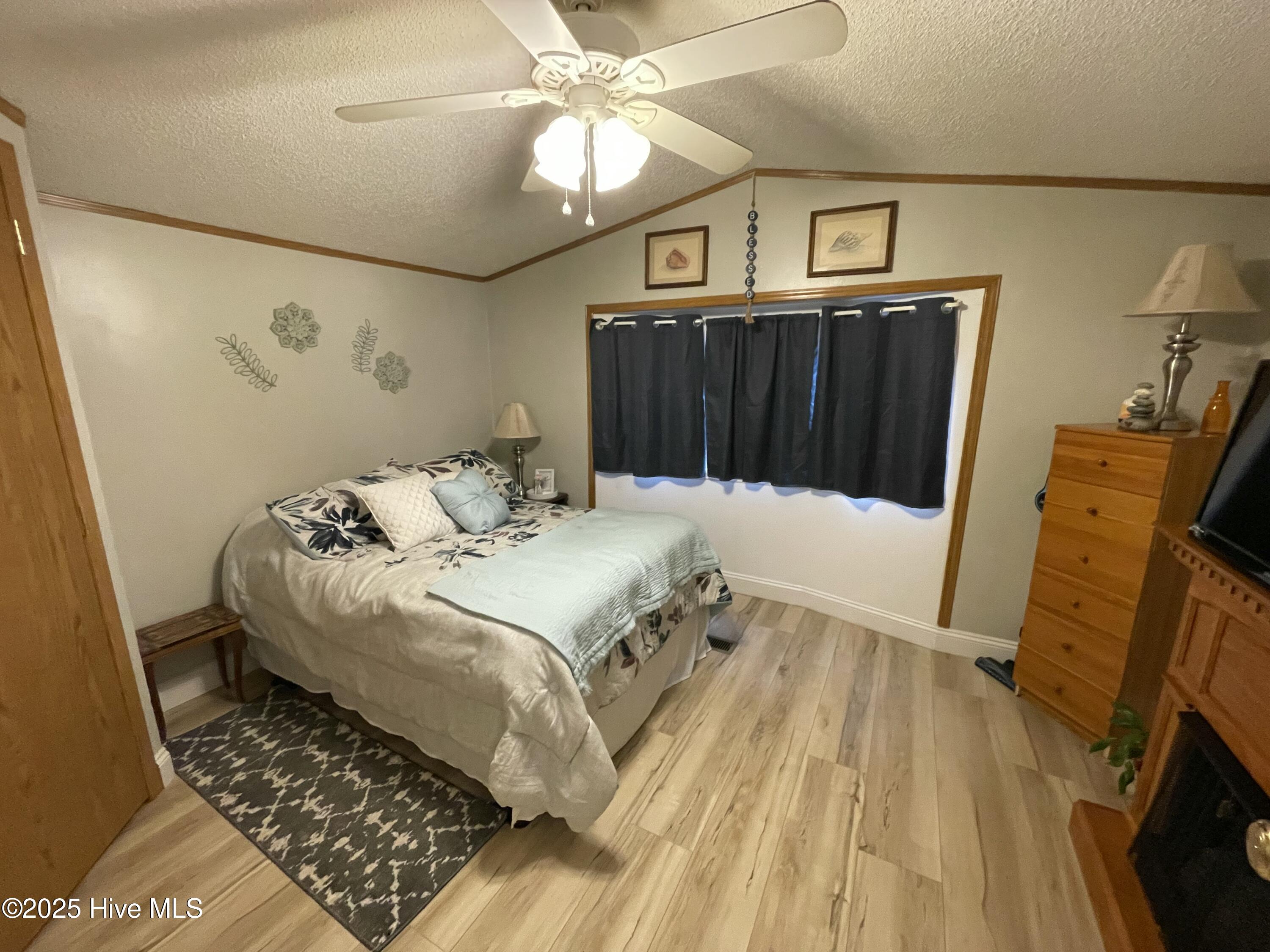 3473 Dolphin Drive SE