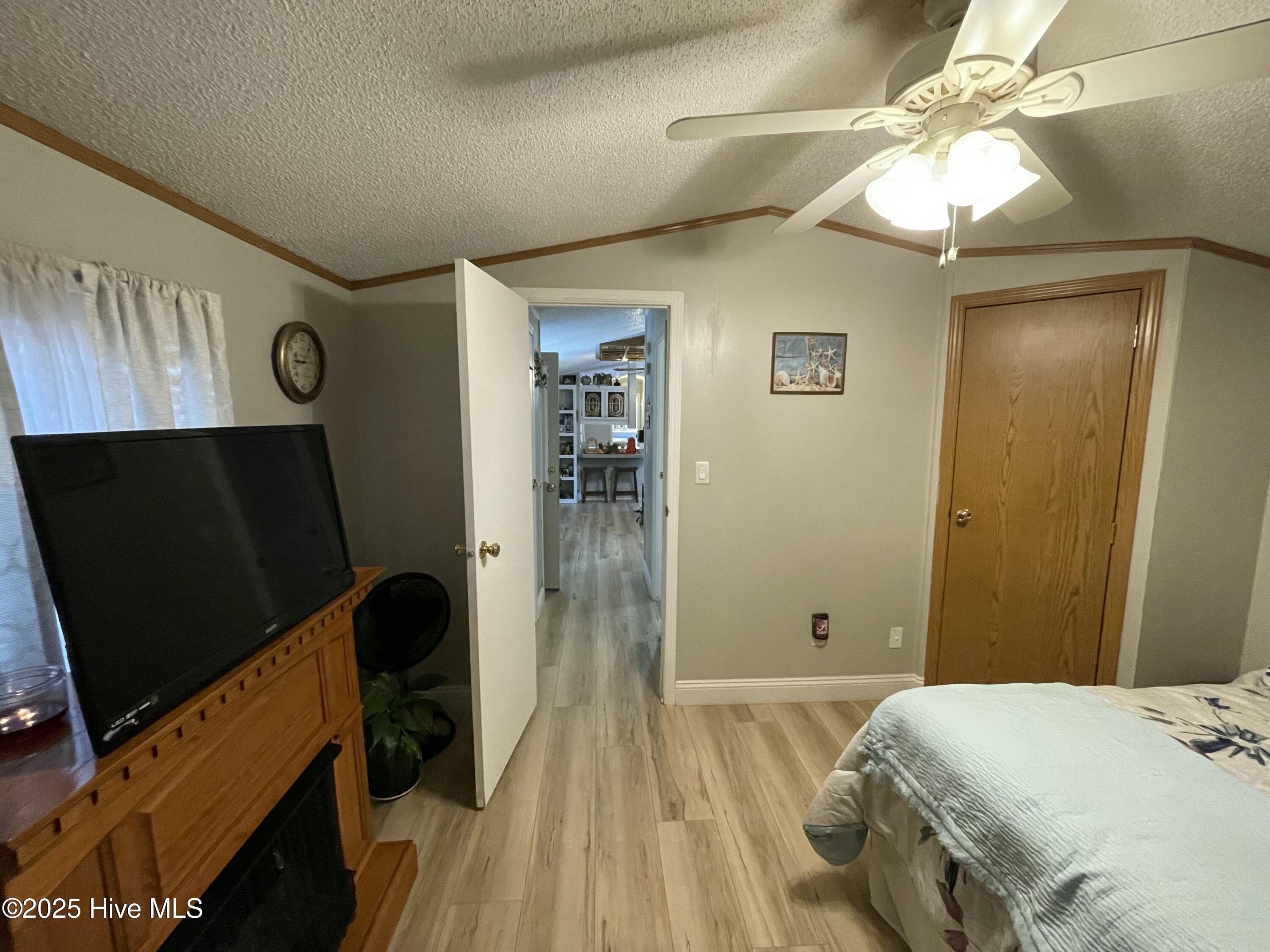 3473 Dolphin Drive SE