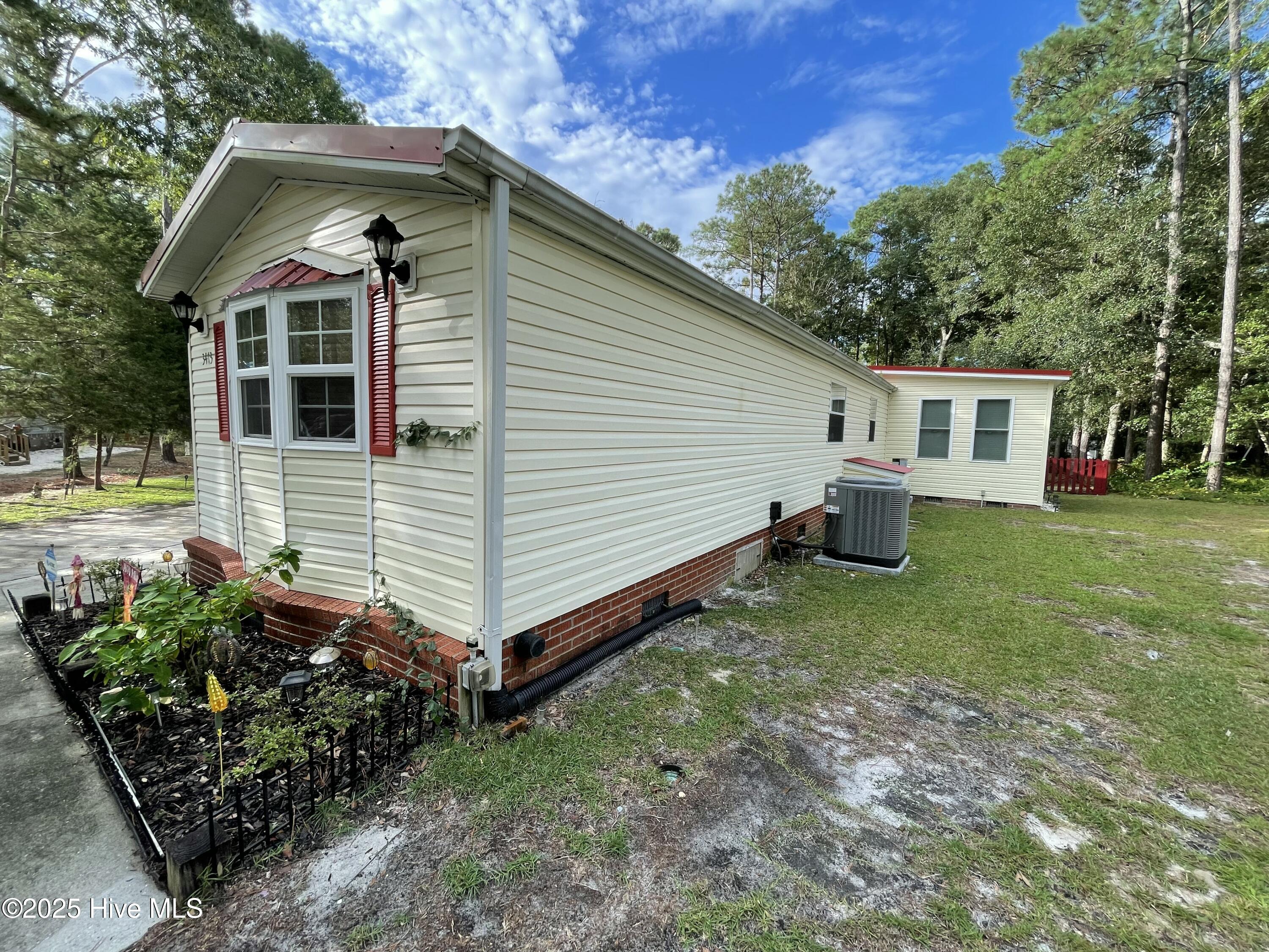 3473 Dolphin Drive SE