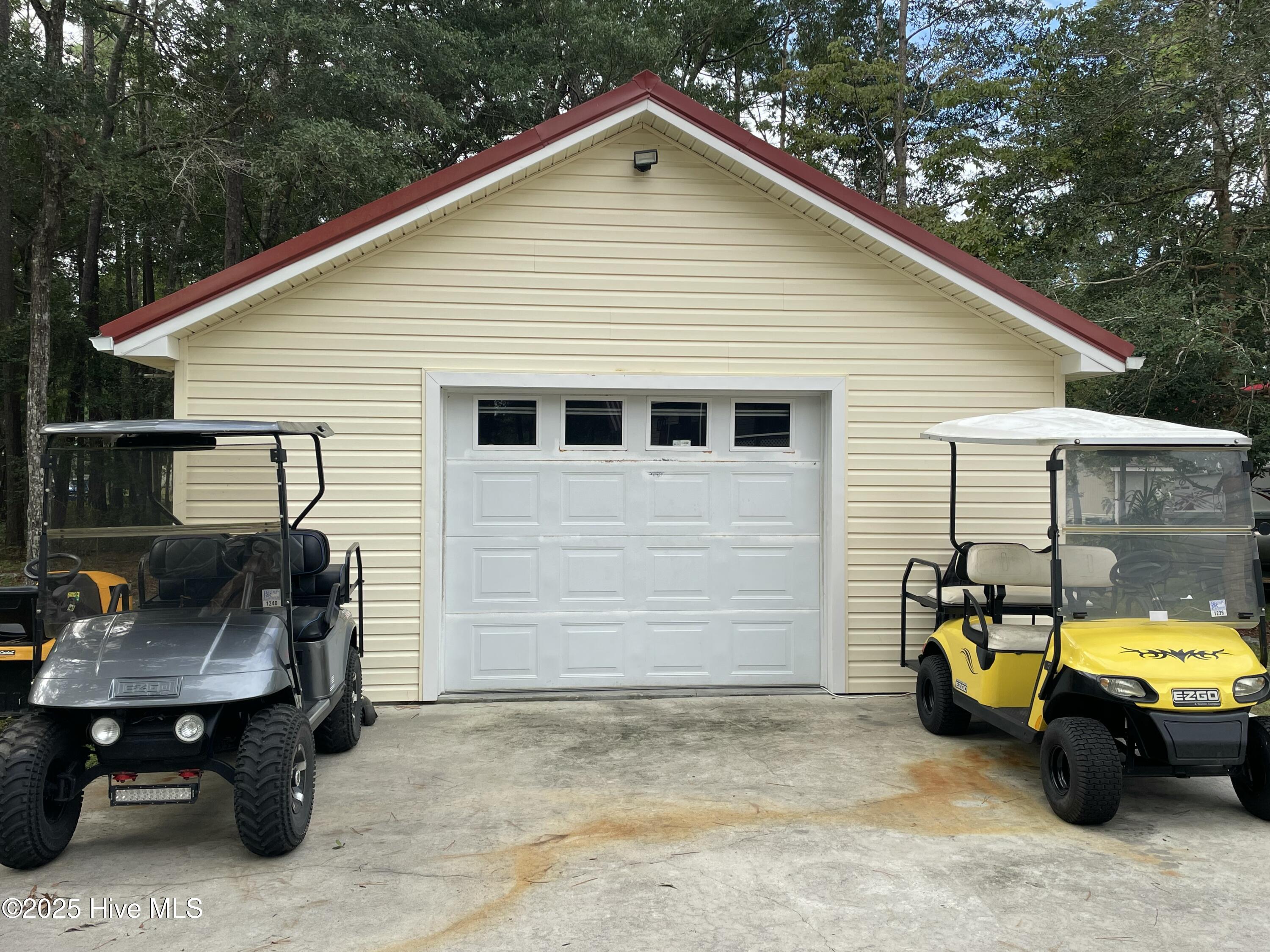 3473 Dolphin Drive SE