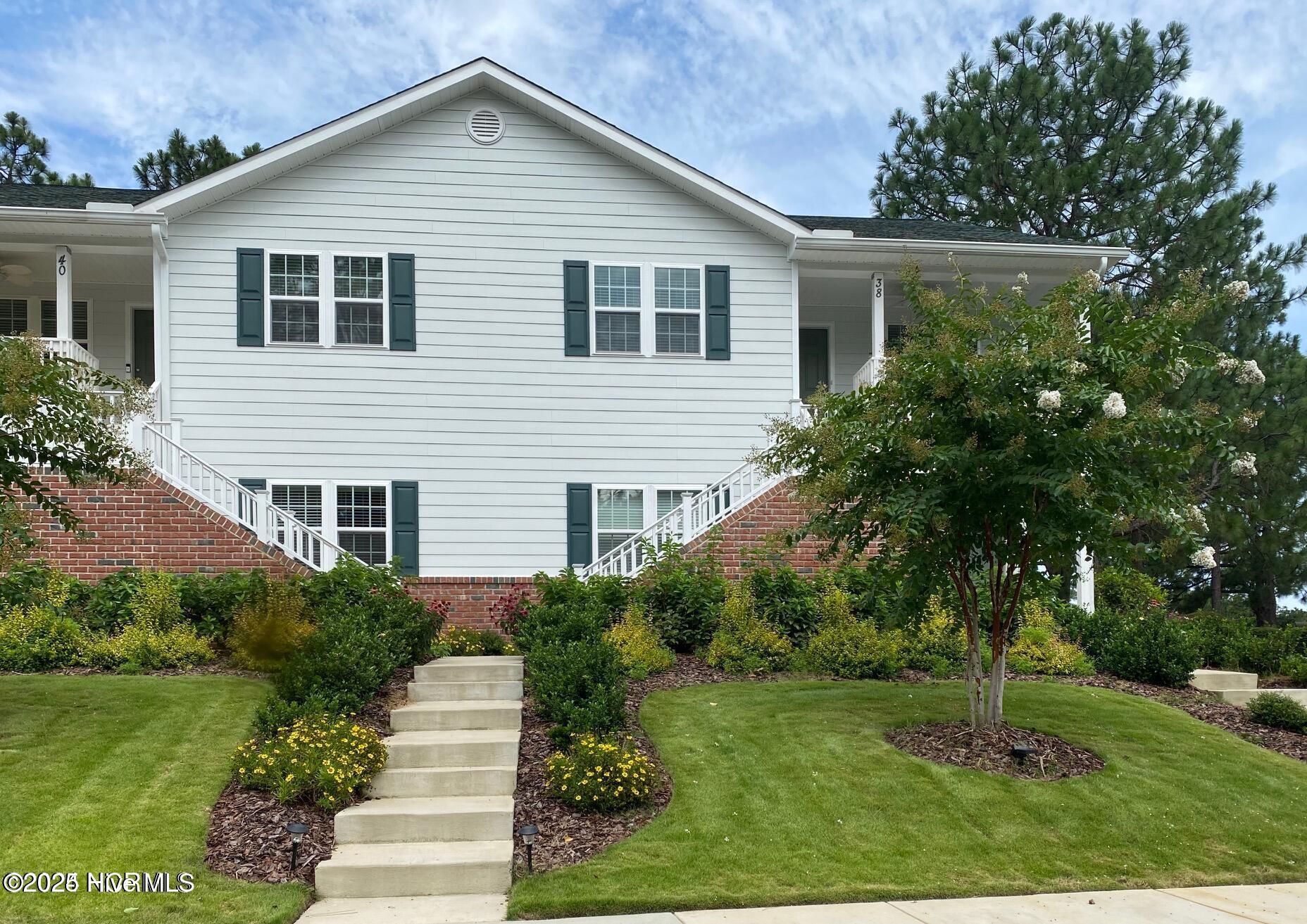 32 N Knoll Road