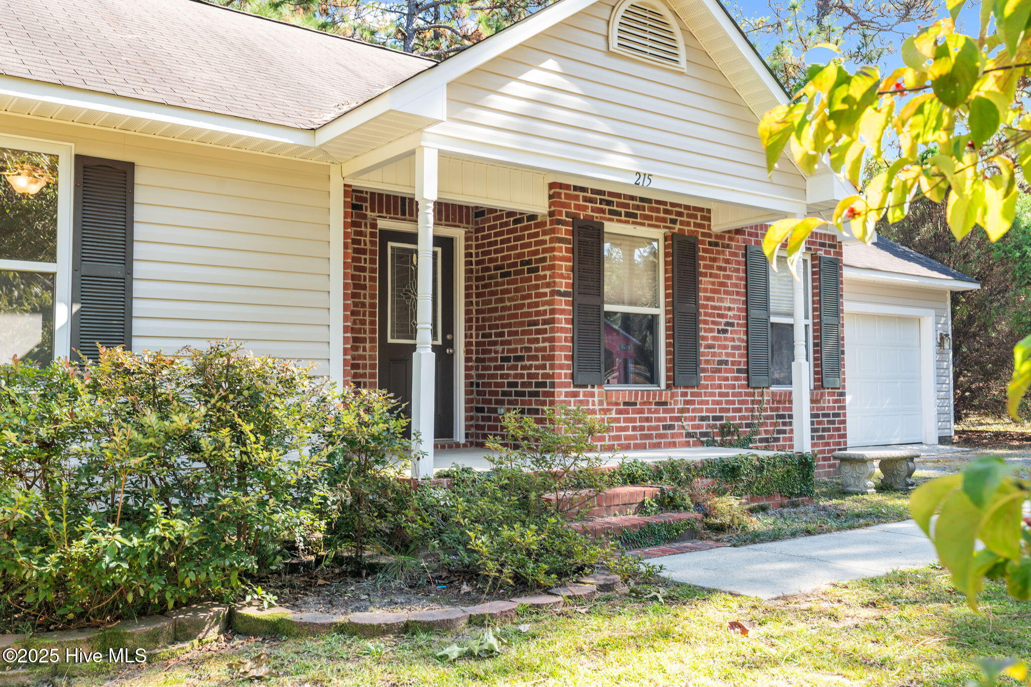 215 N Pear Street