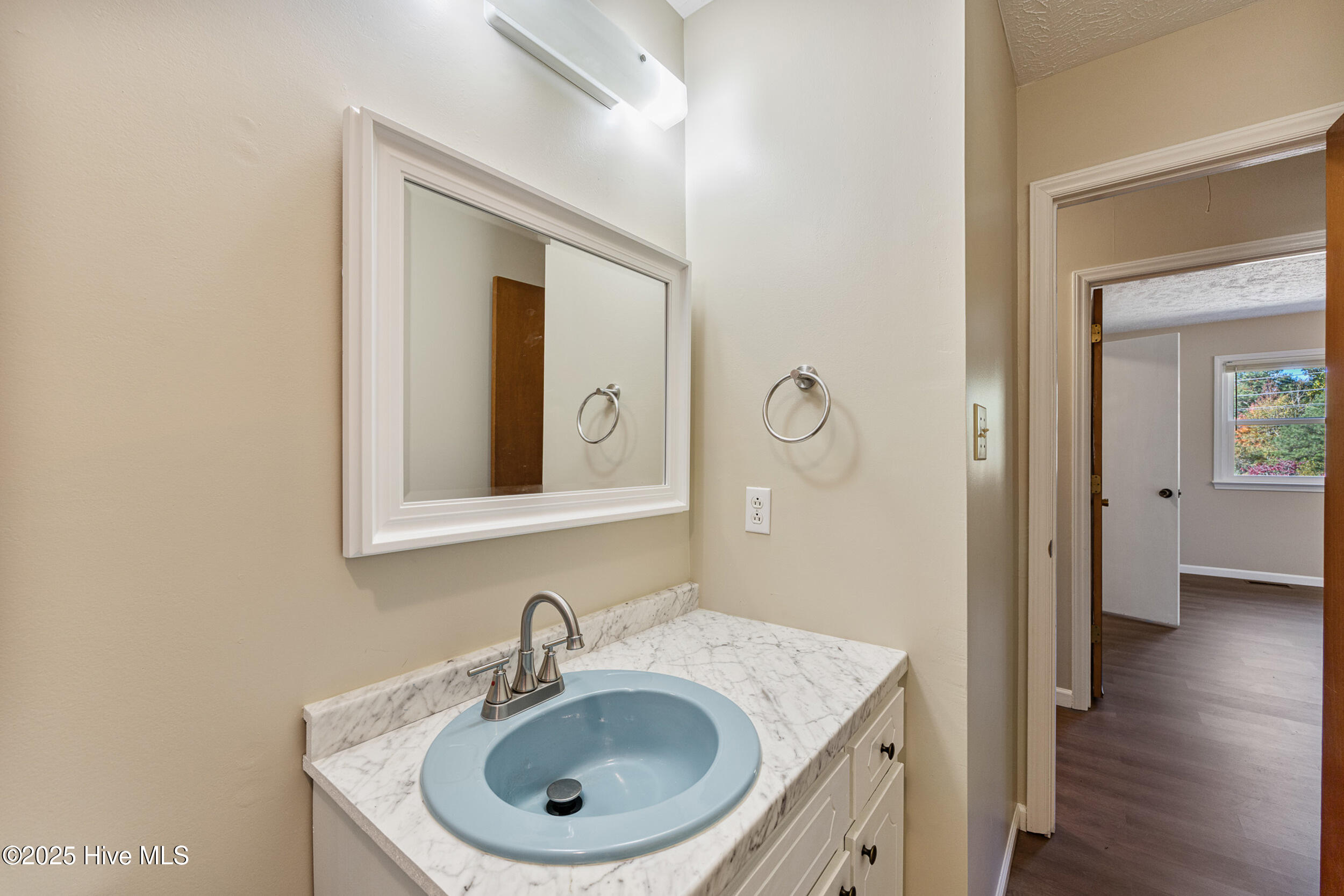 2400 Old Aberdeen Road