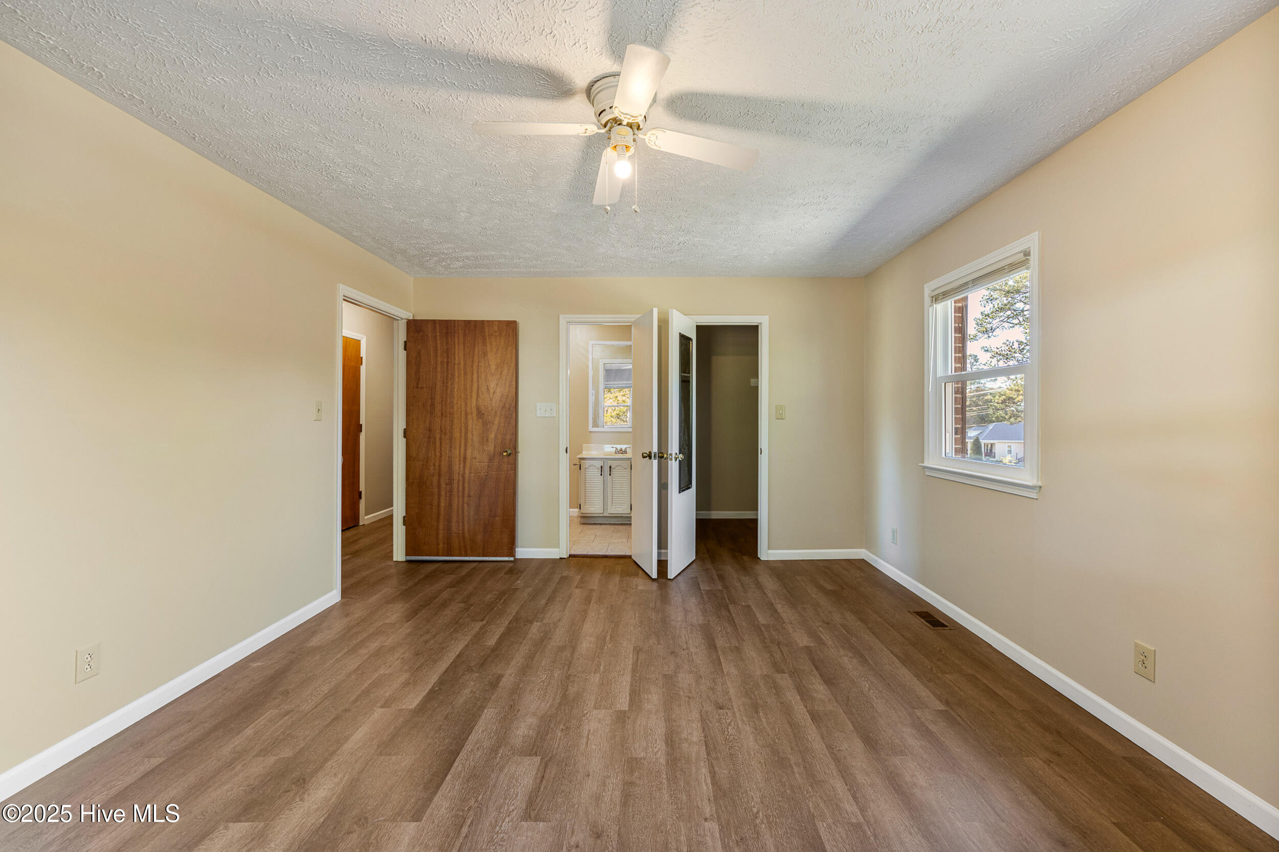 2400 Old Aberdeen Road