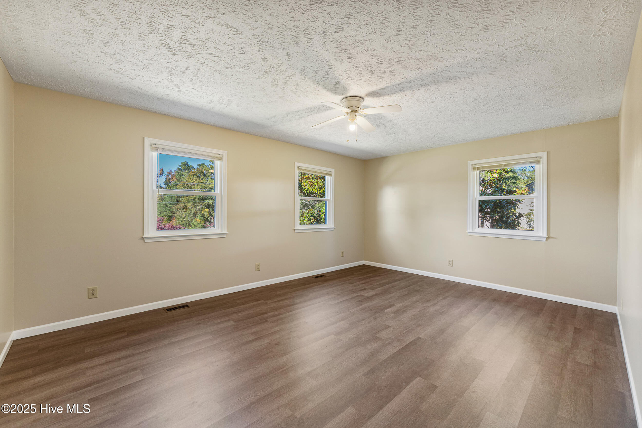 2400 Old Aberdeen Road