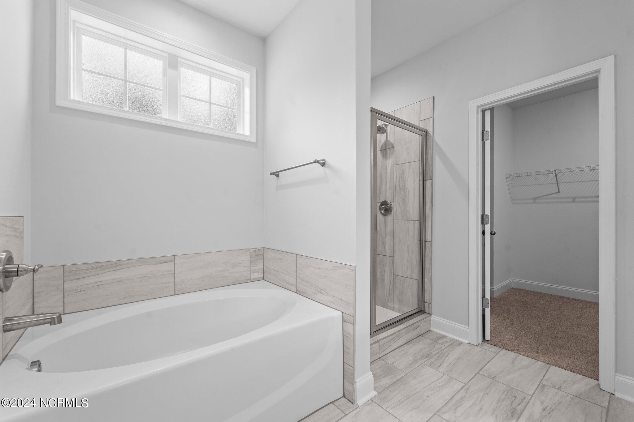 17 Woodland Circle