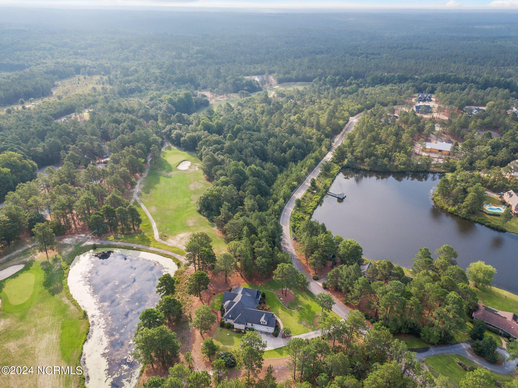 17 Woodland Circle