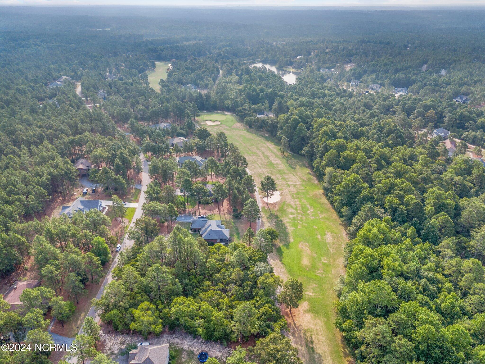 17 Woodland Circle