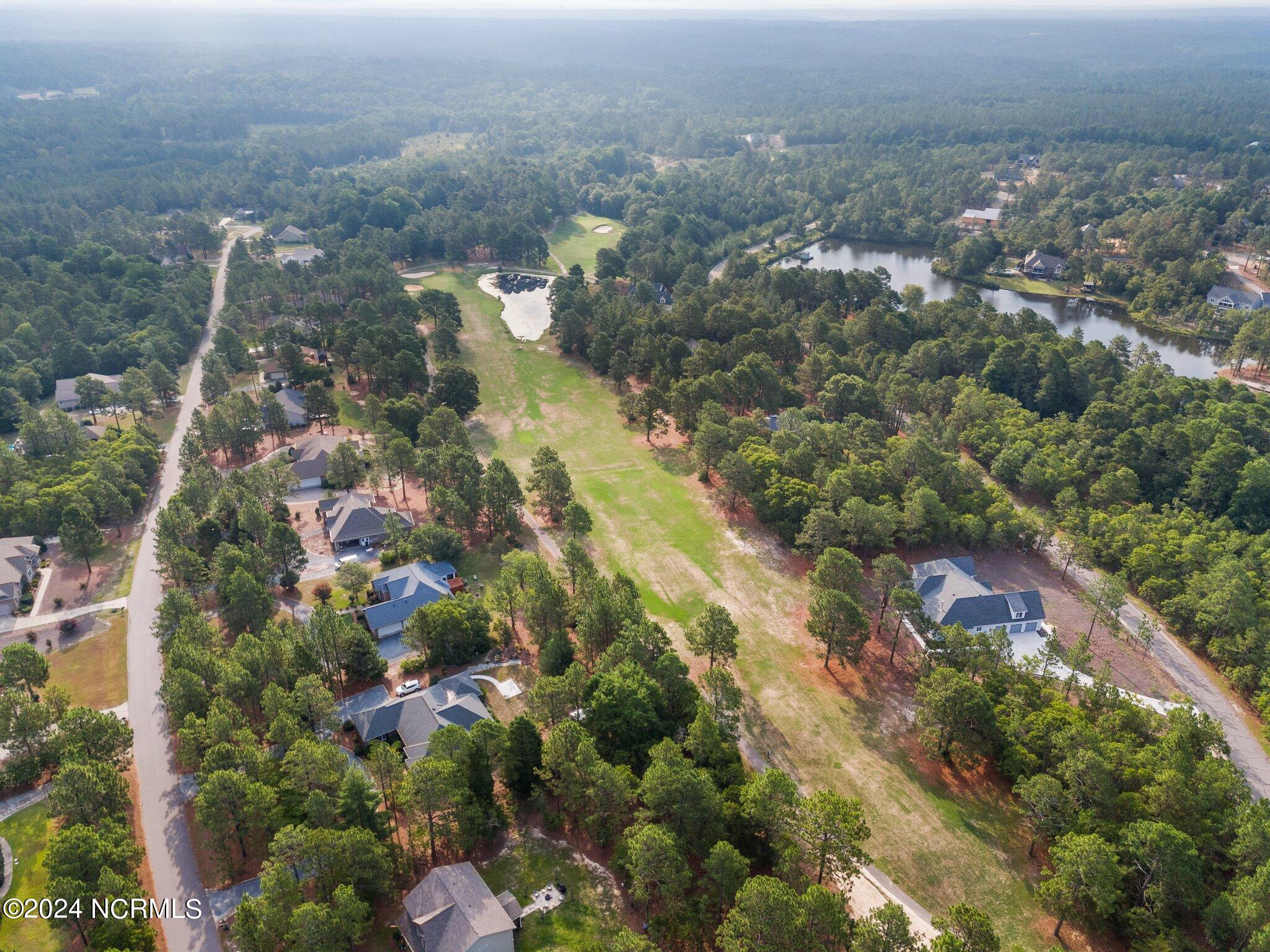 17 Woodland Circle