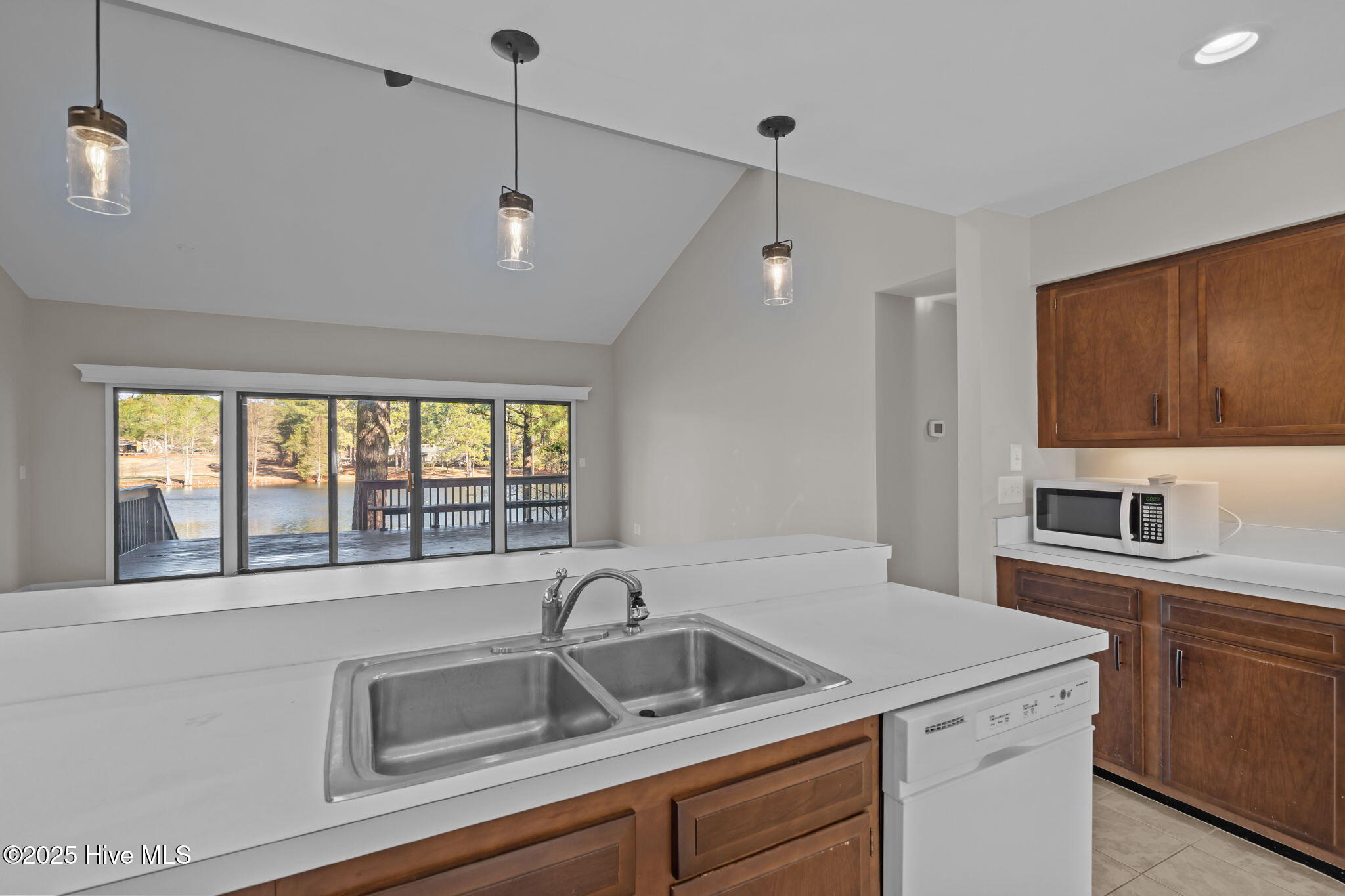 53 Cardinal Drive # B