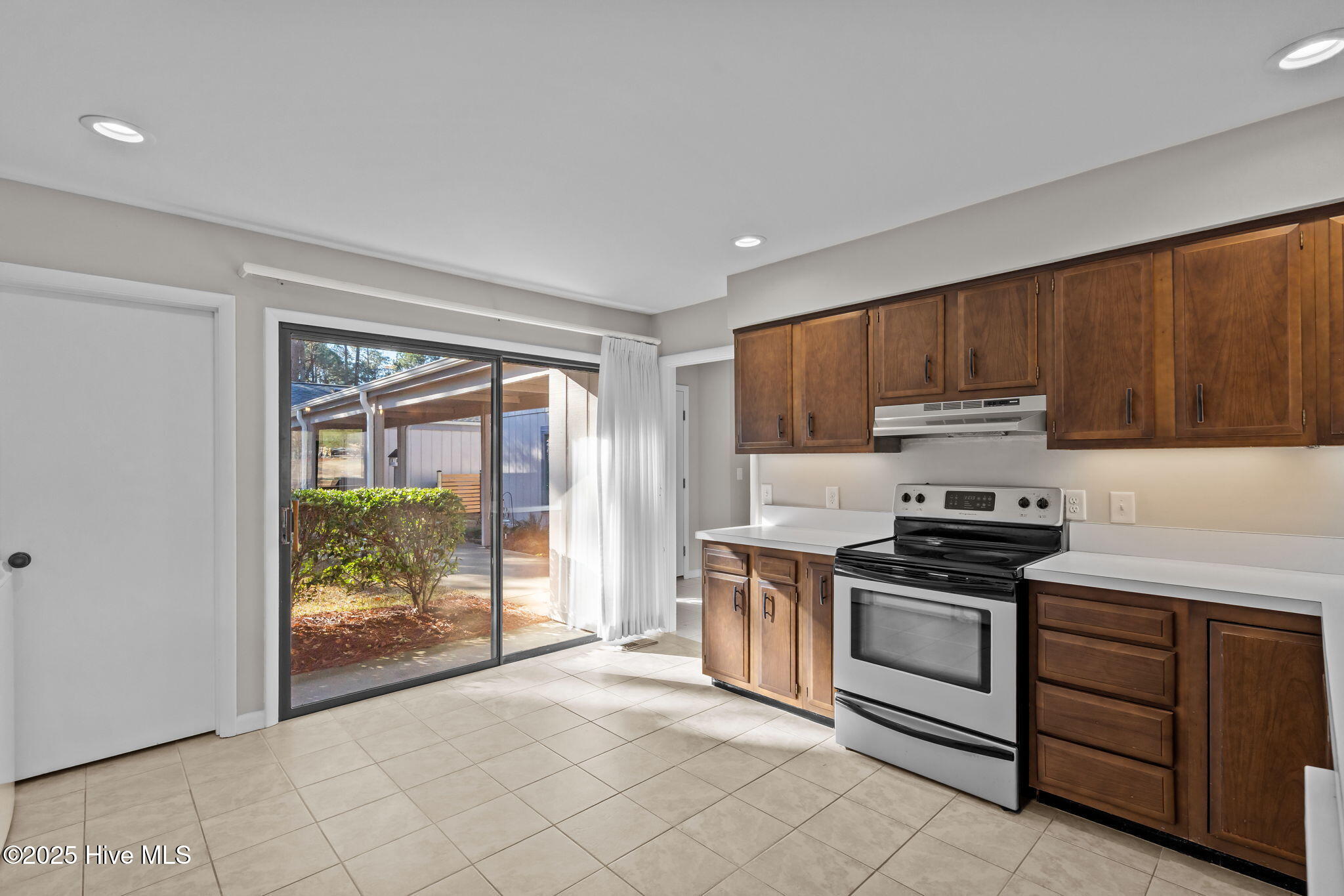 53 Cardinal Drive # B