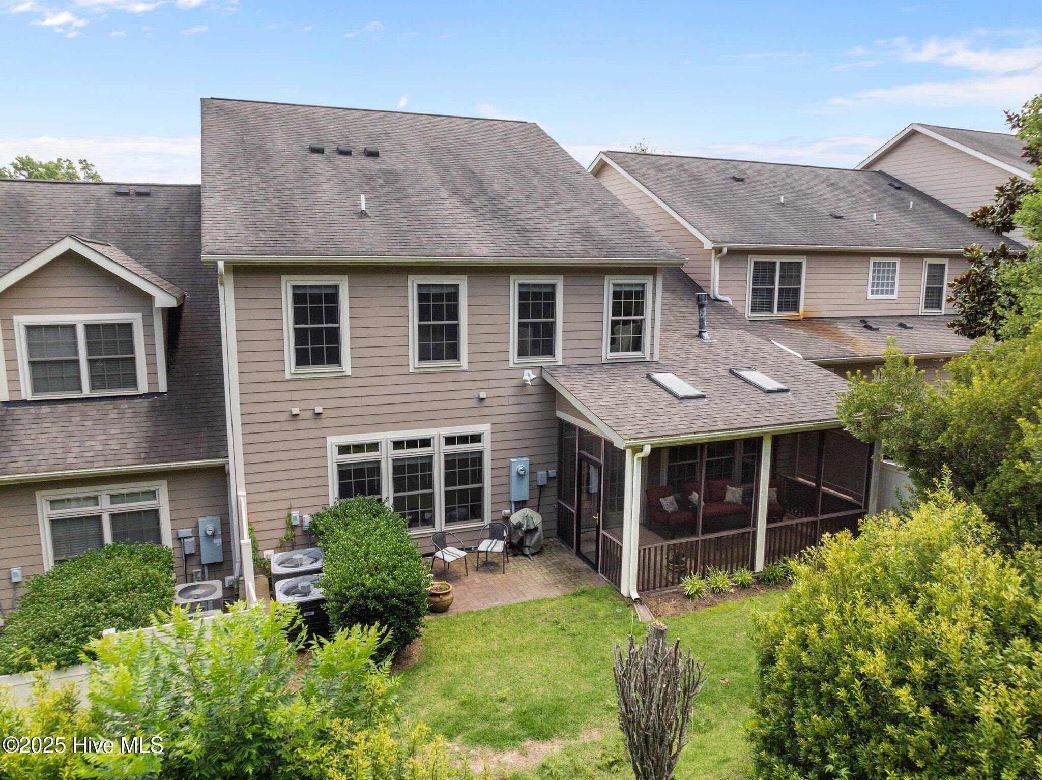 90 Shadow Creek Court