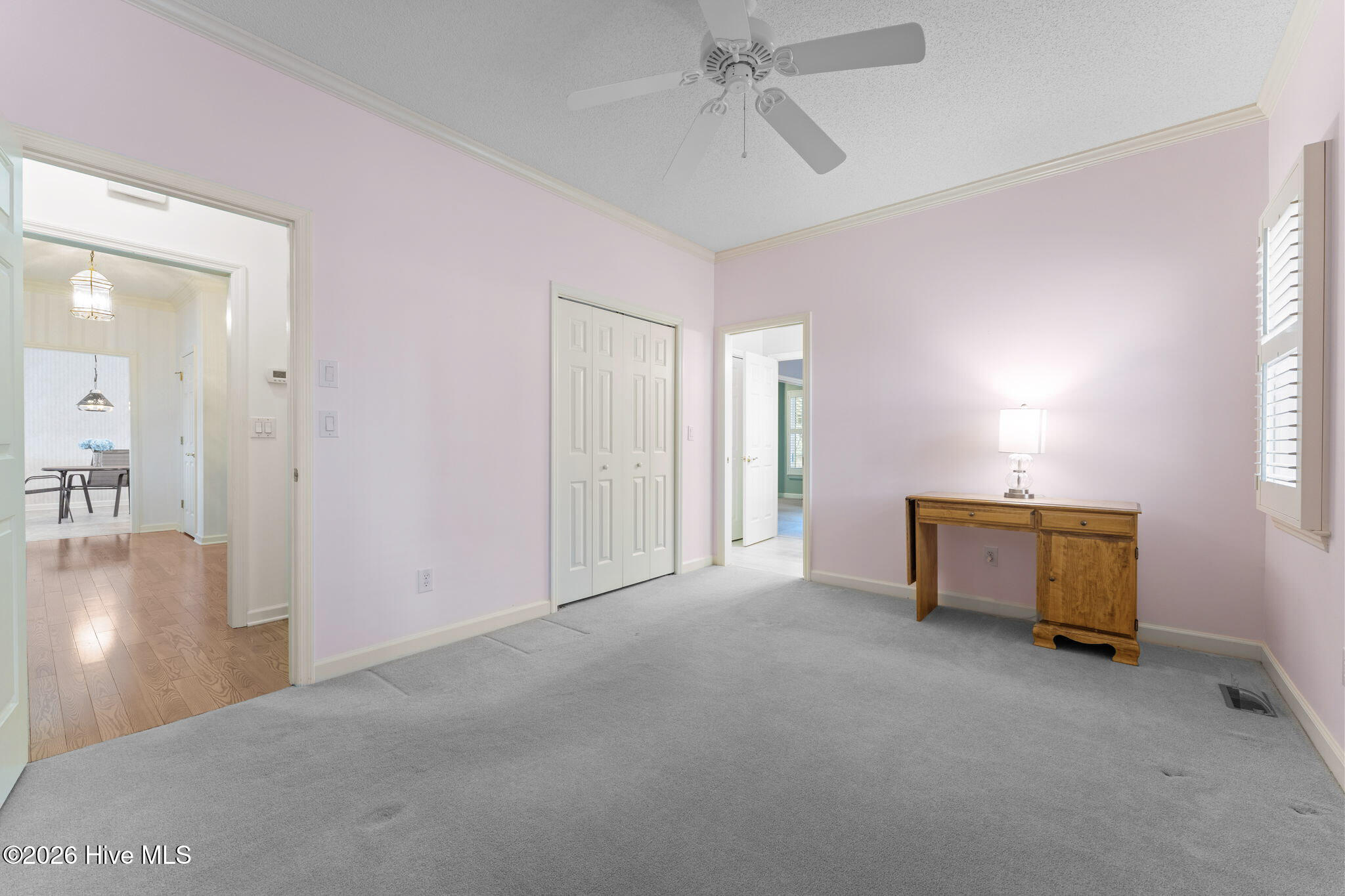 660 Redwood Drive