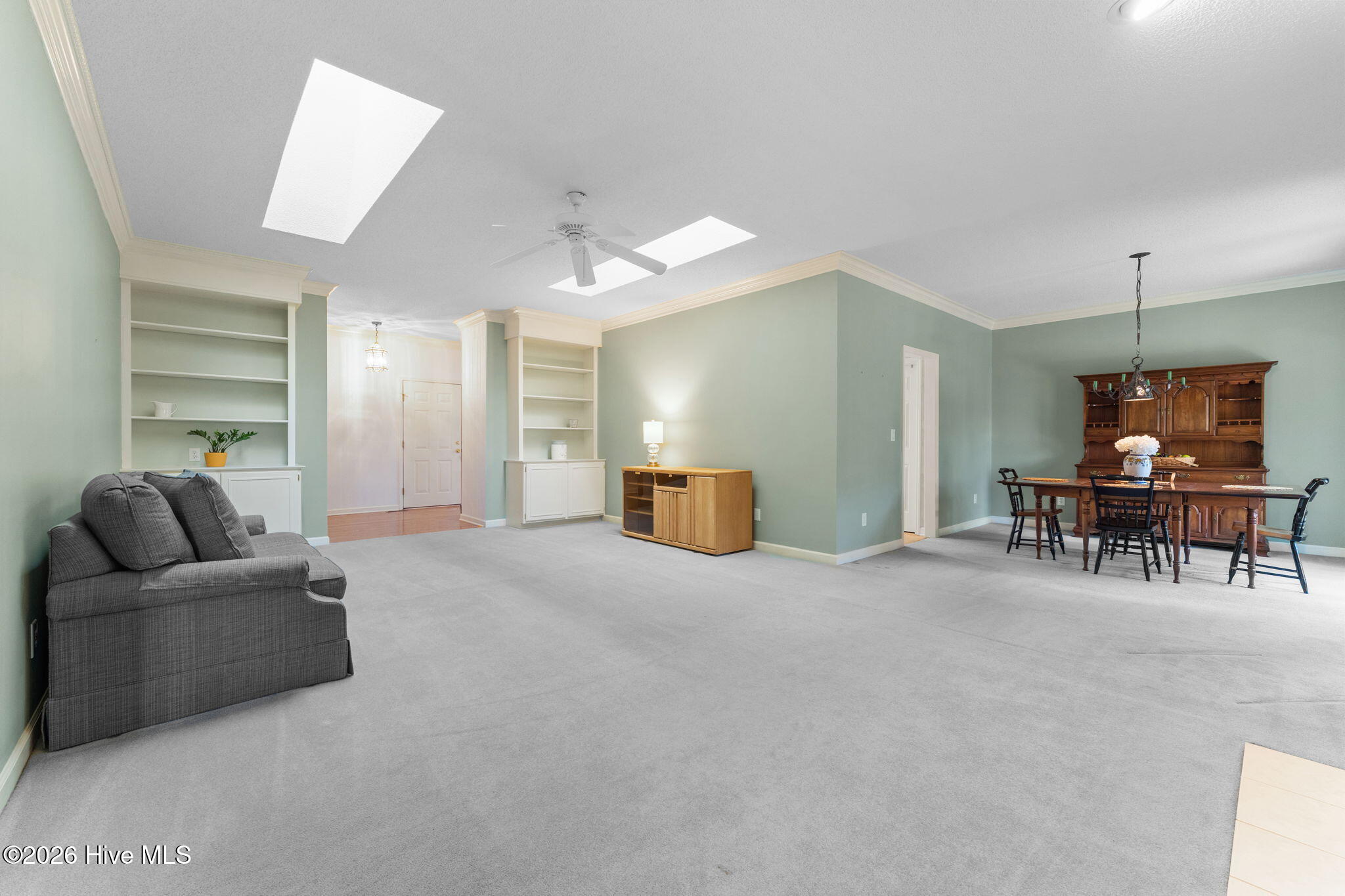 660 Redwood Drive