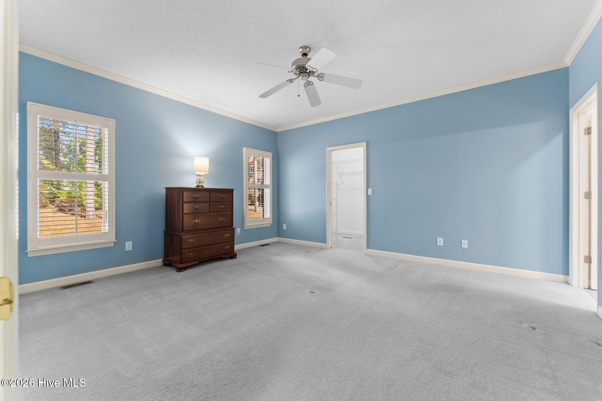 660 Redwood Drive