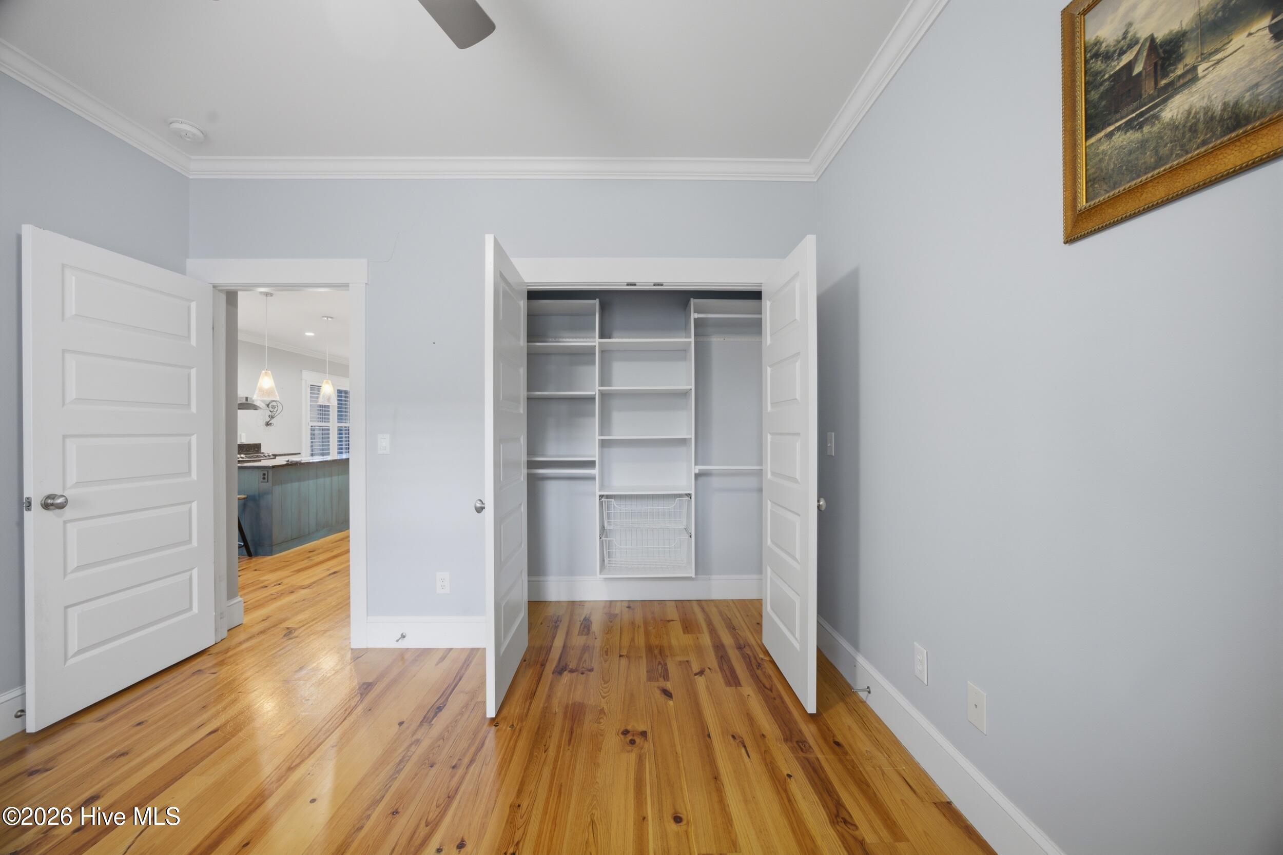 319 E Nash Street