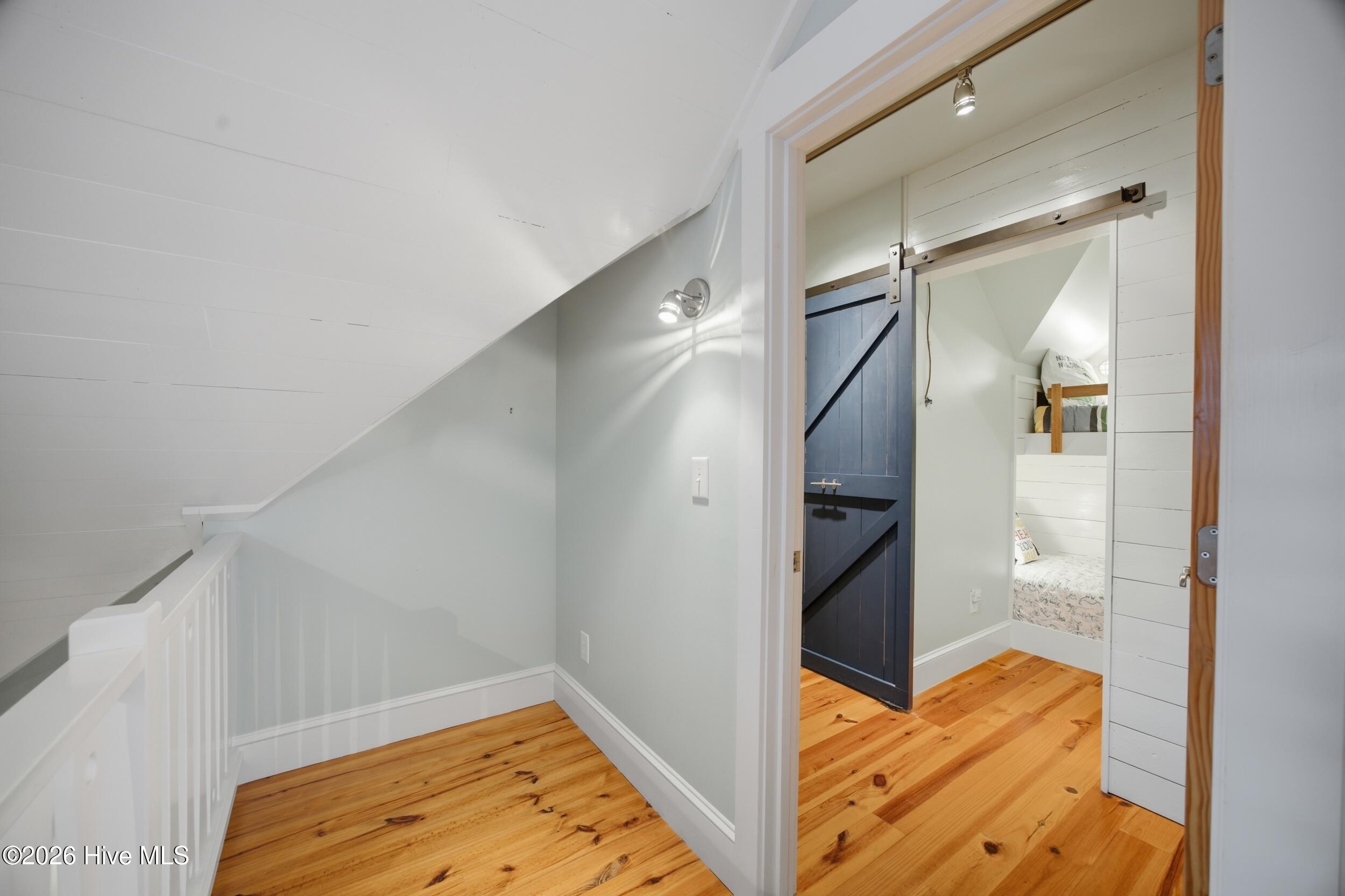 319 E Nash Street