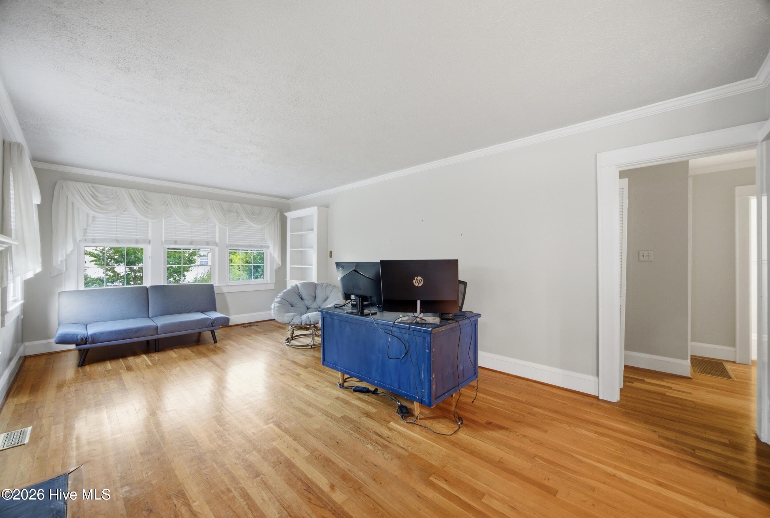 409 Myrtle Avenue