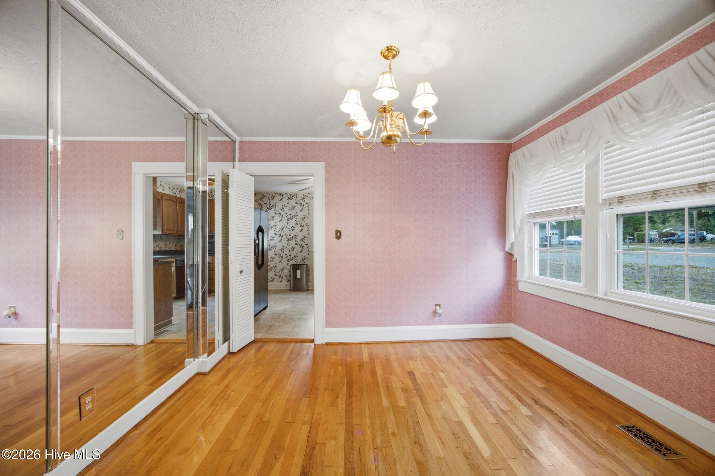 409 Myrtle Avenue