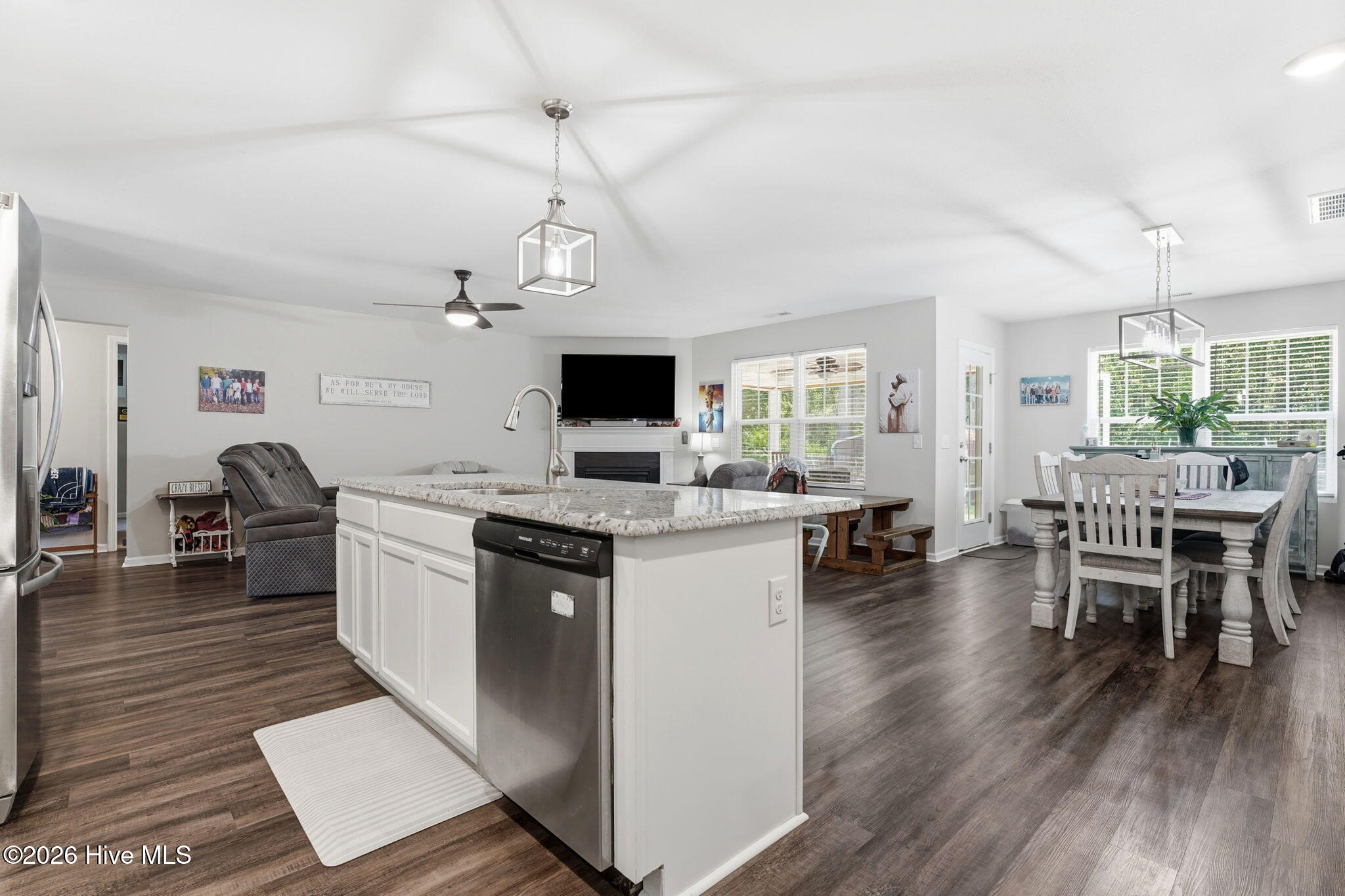 11120 Southgates Drive