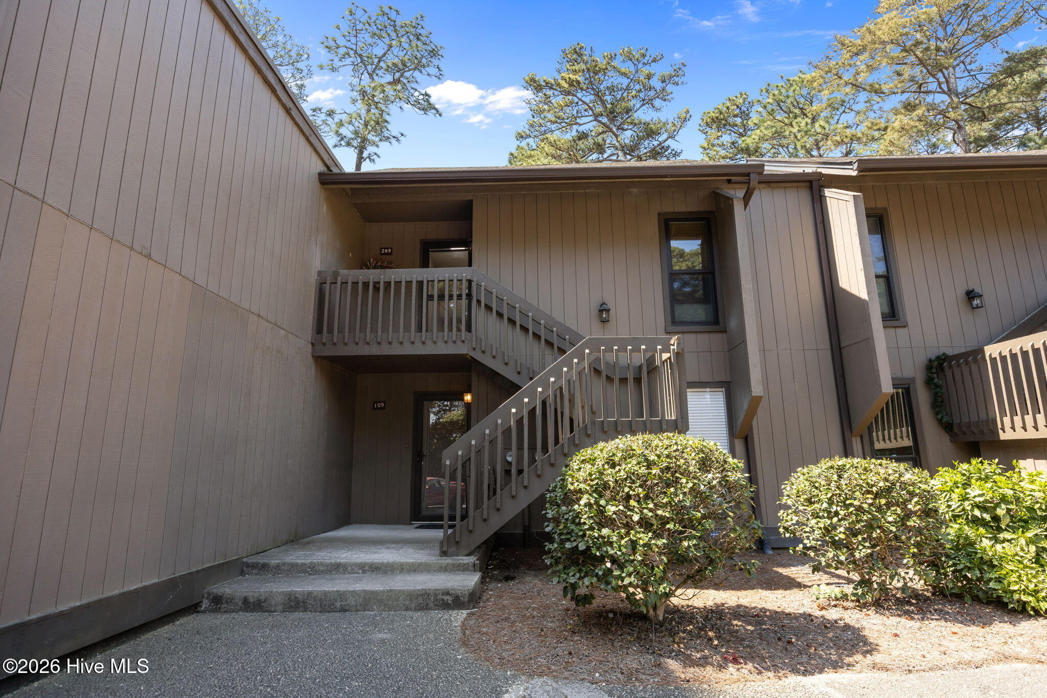 10 Pine Tree Road 00028582209 # 209