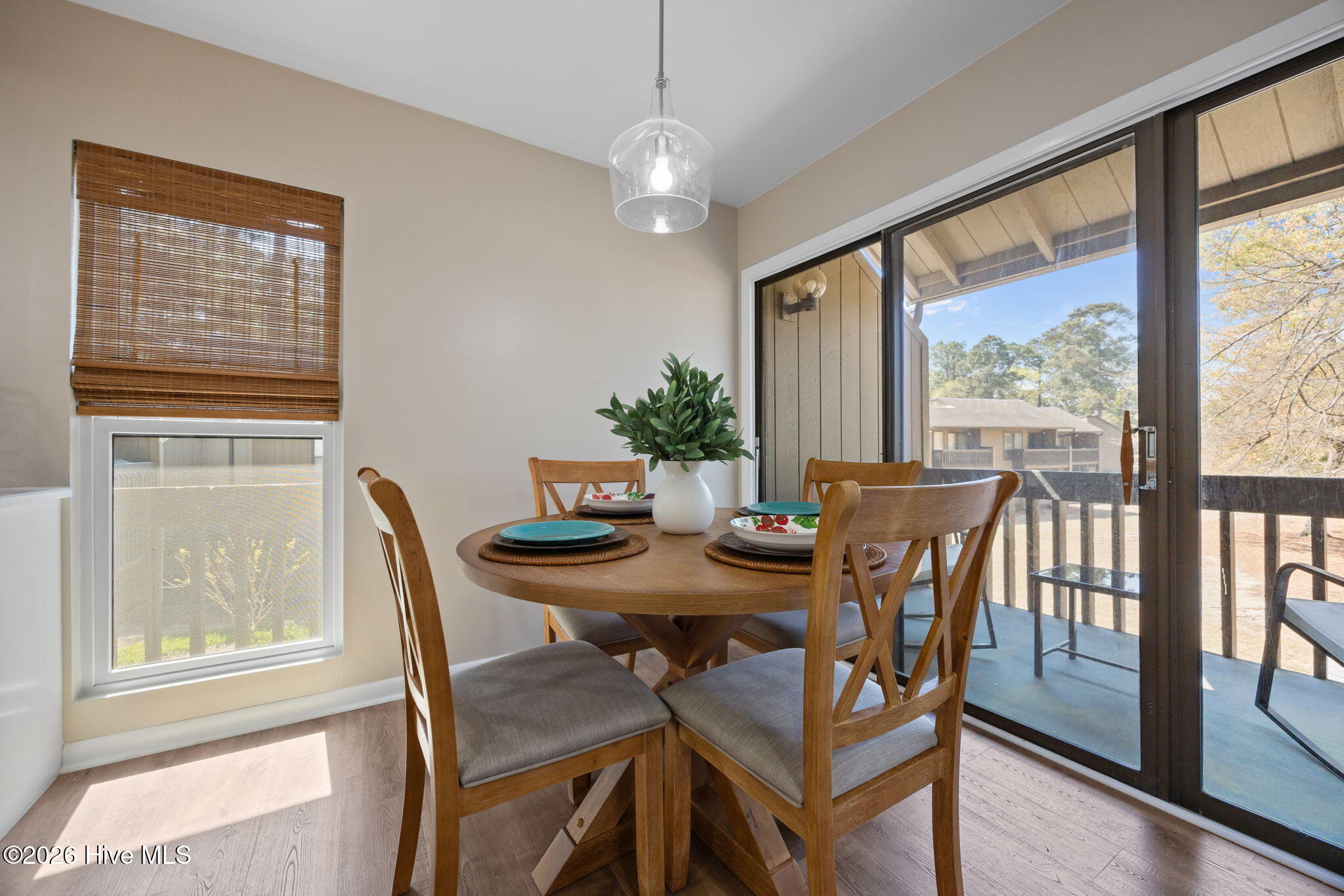 10 Pine Tree Road 00028582209 # 209