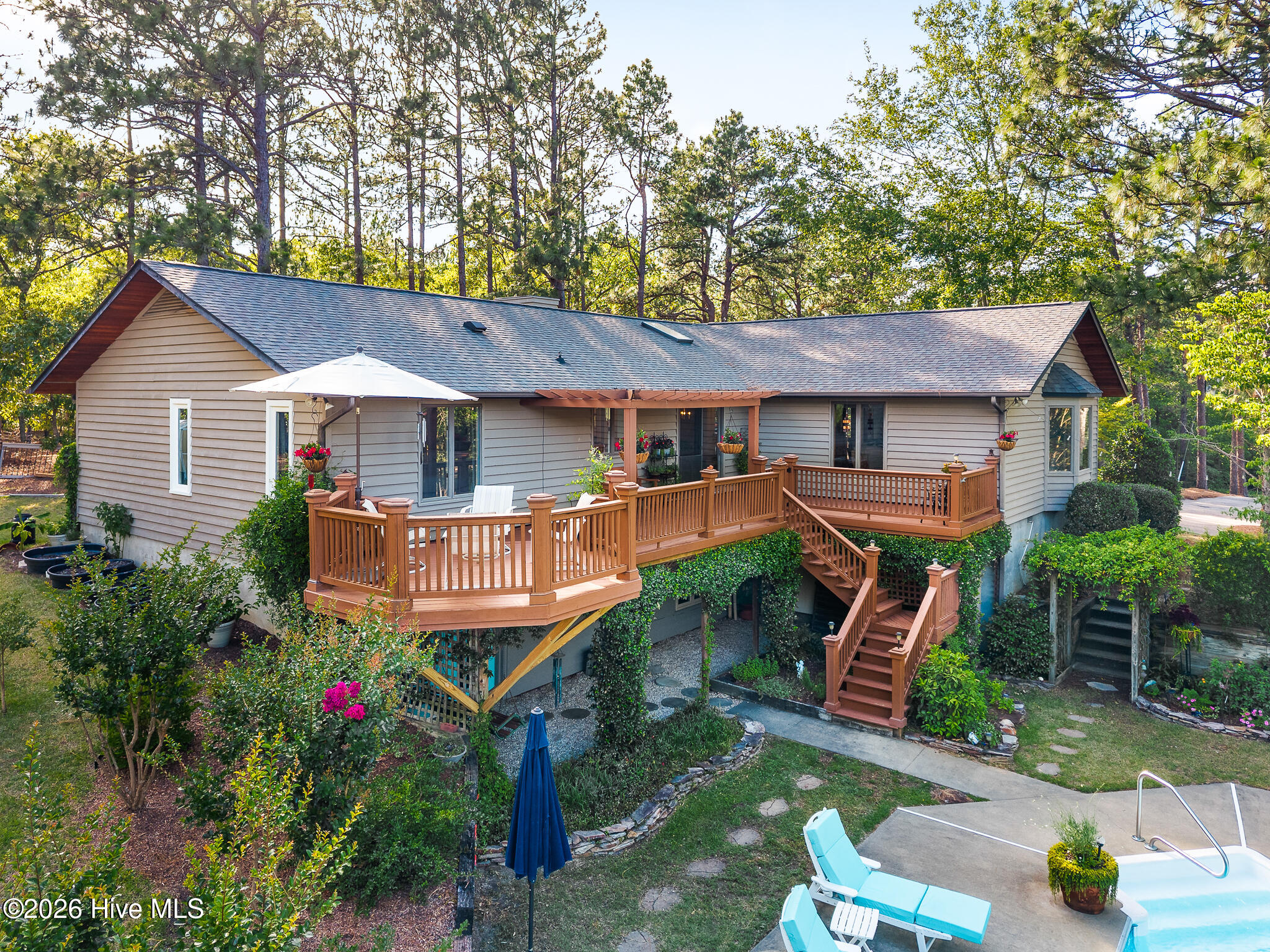 184 Weaver Road