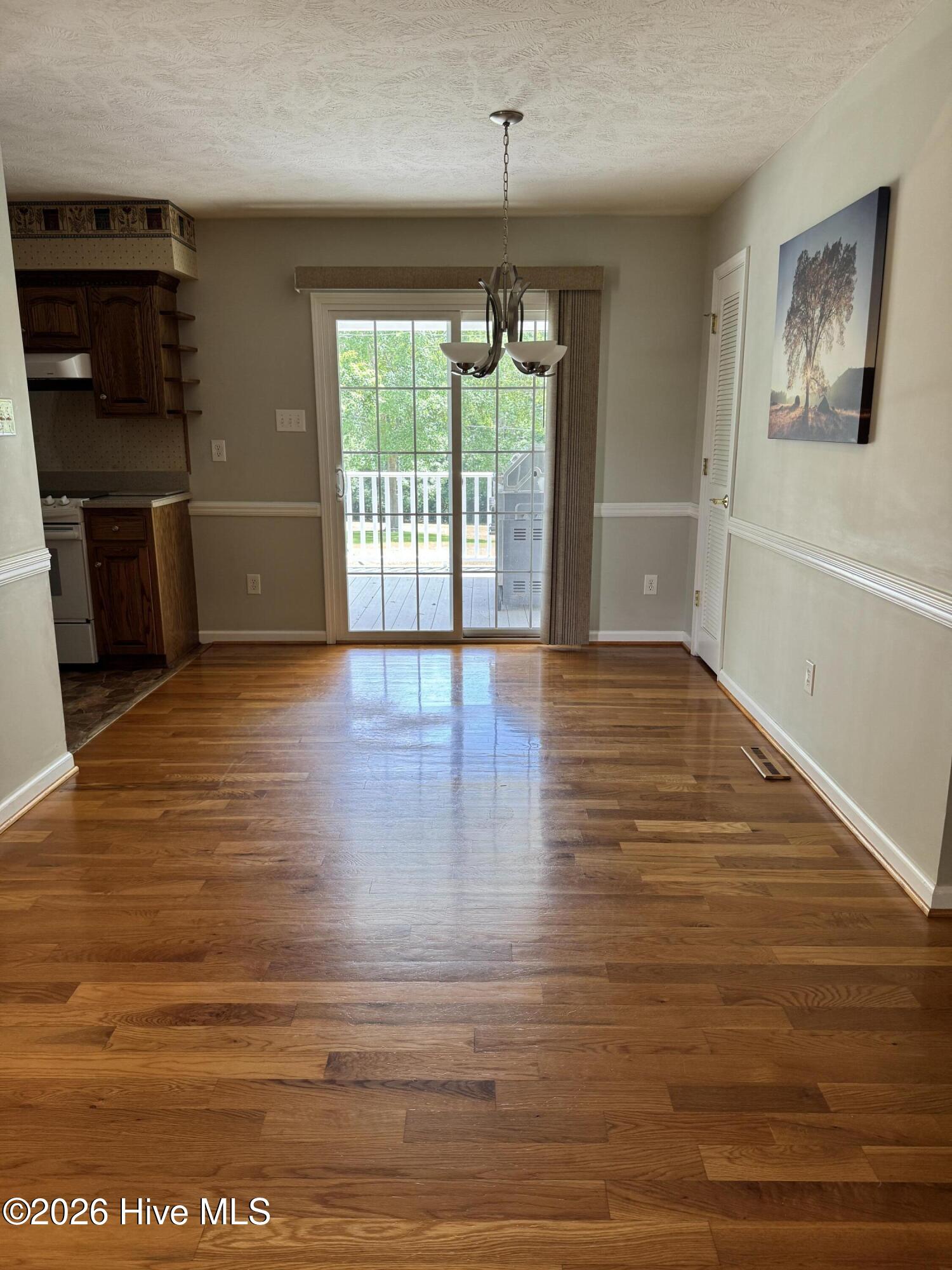 1237 Airport Road