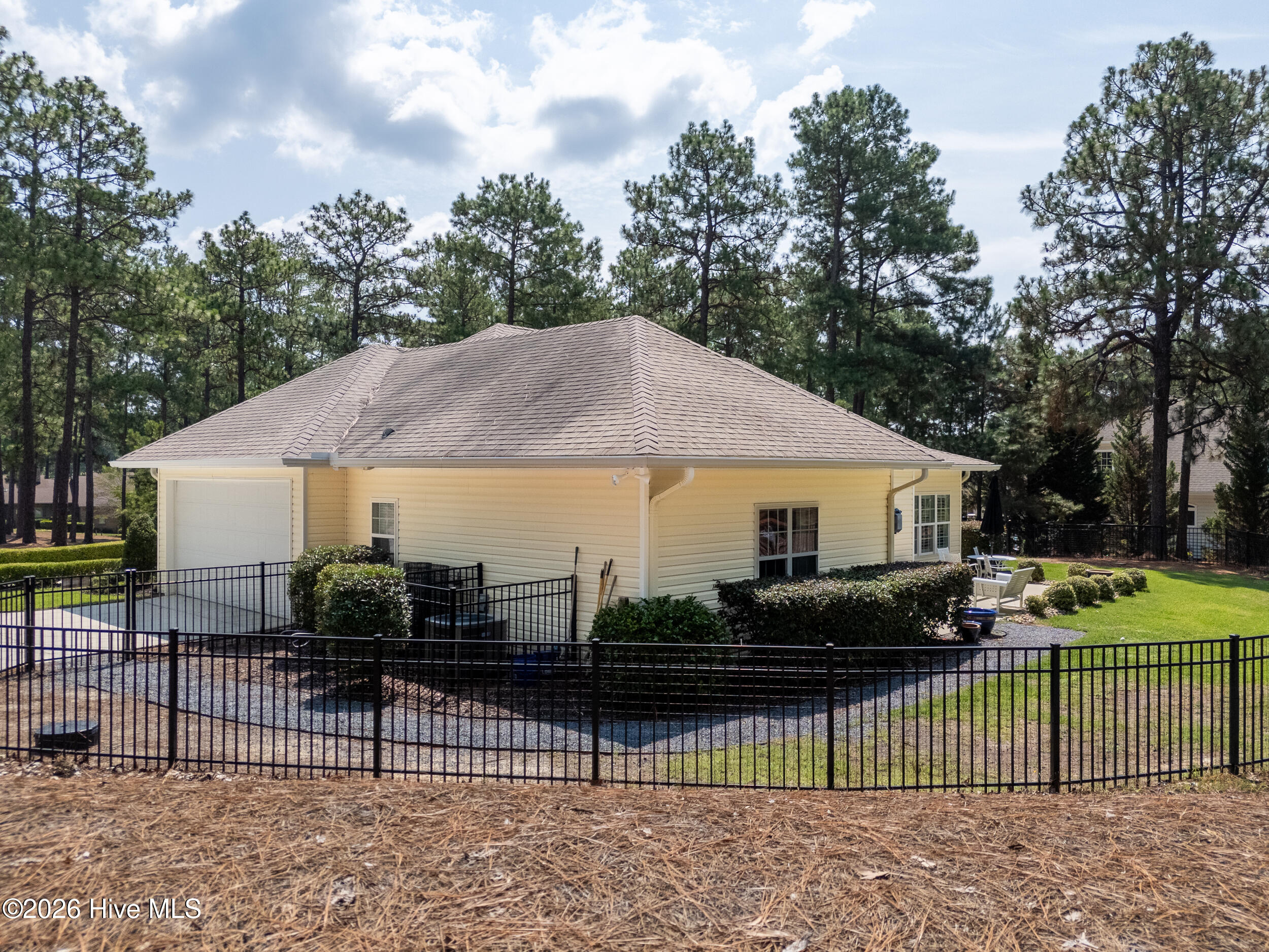 24 S Shamrock Drive