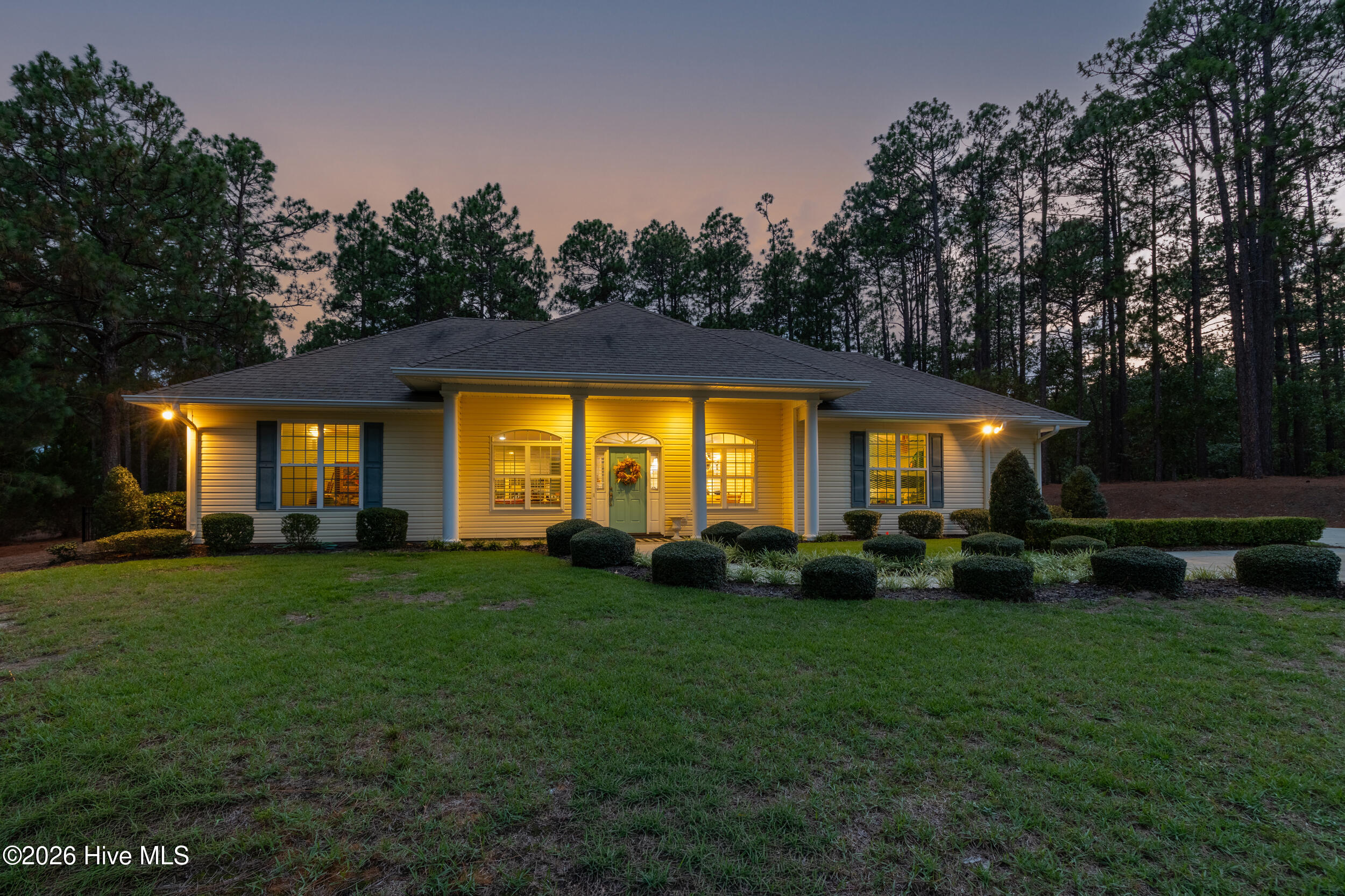 24 S Shamrock Drive