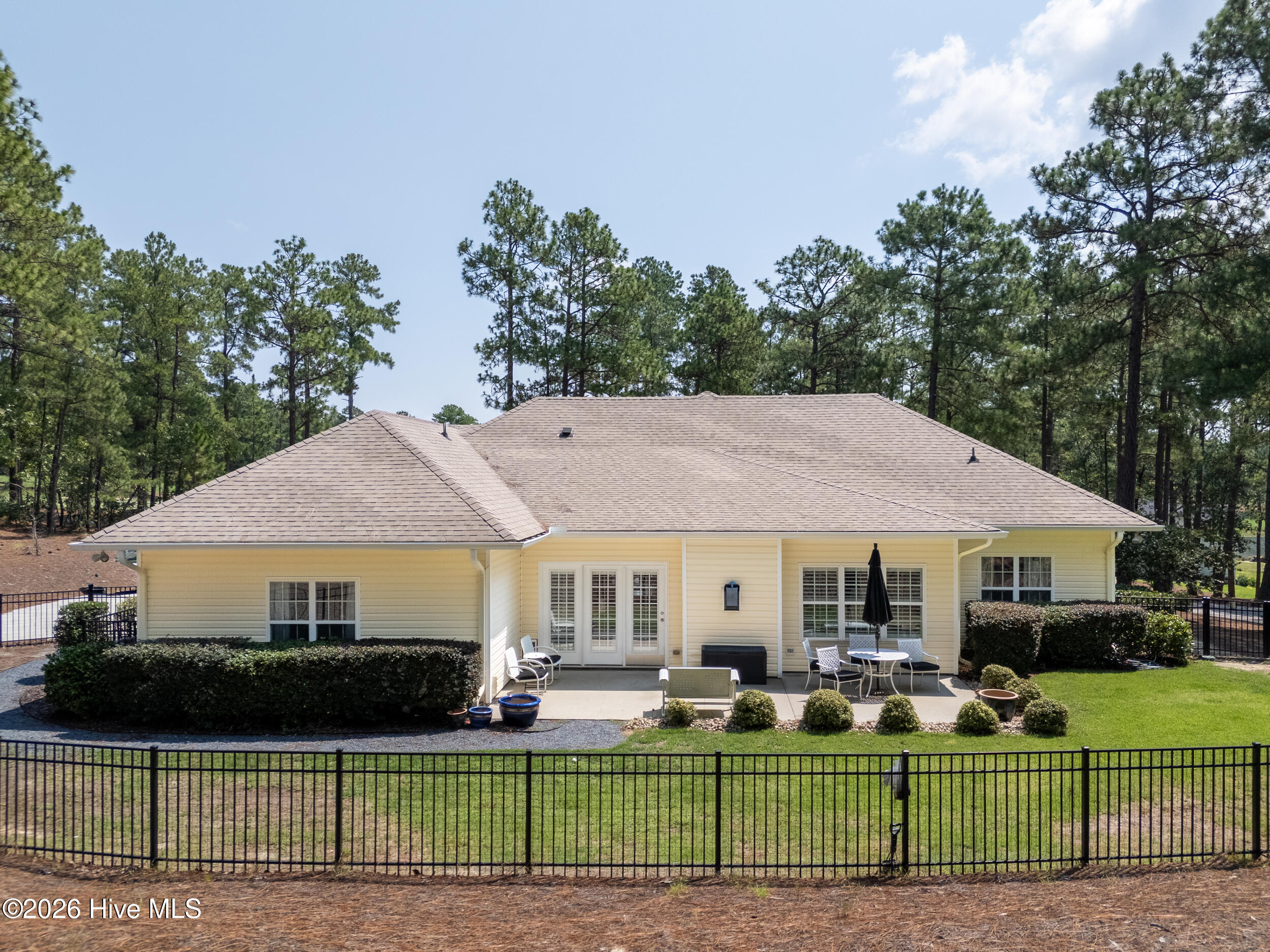 24 S Shamrock Drive